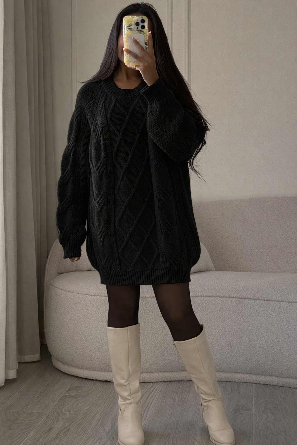 كنزة صوفية سادة - رقبة دائرية (مضفرة)