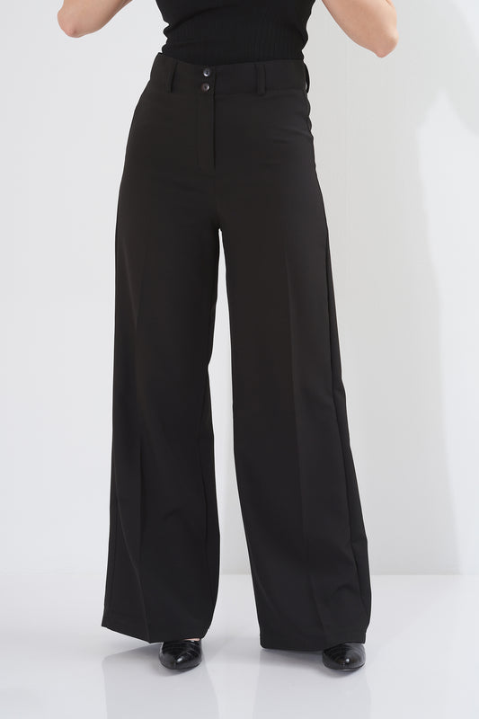 Plain trousers - (buttoned in the middle)