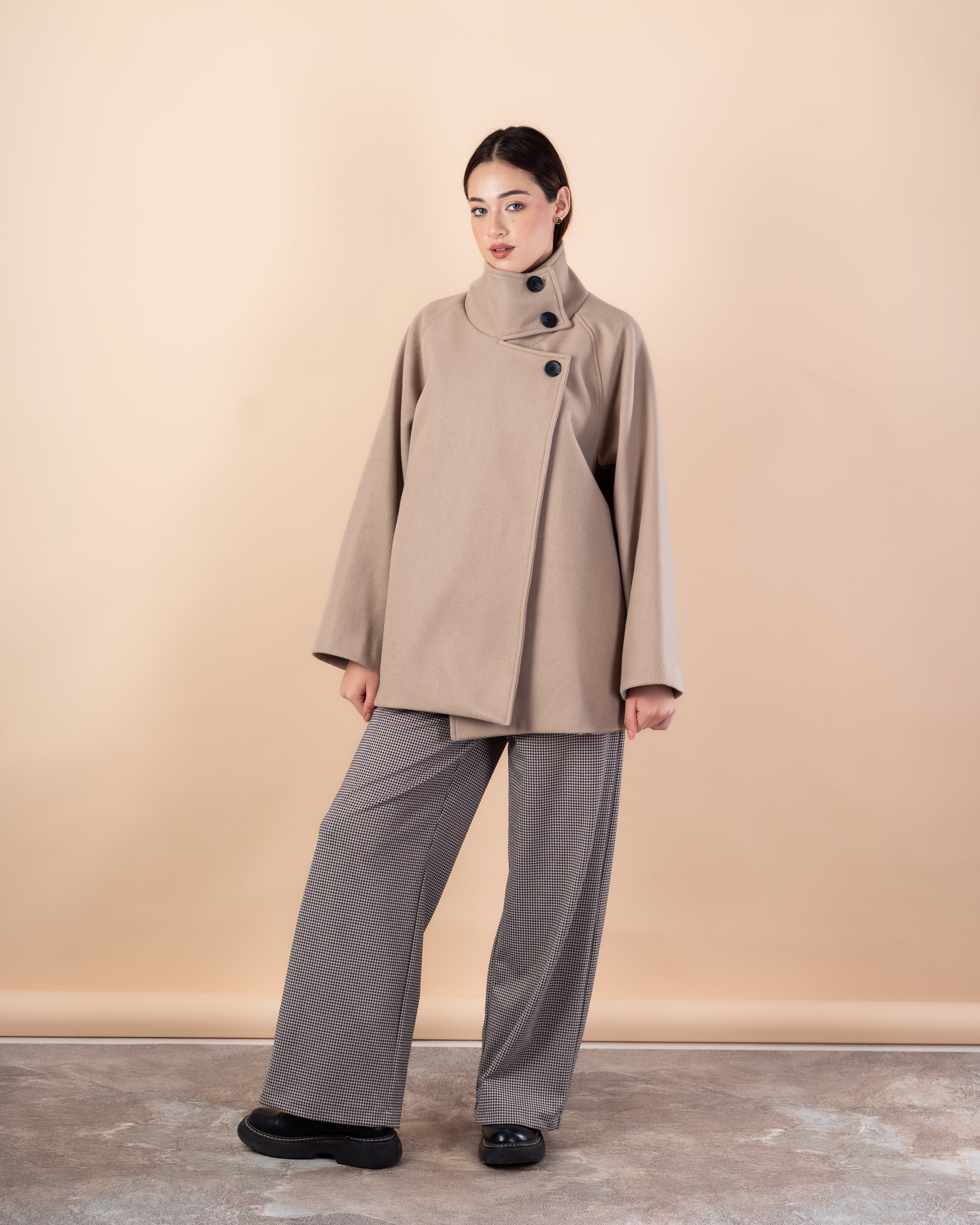 Wool Jacket – Plain (High Collar Buttoned Closure)