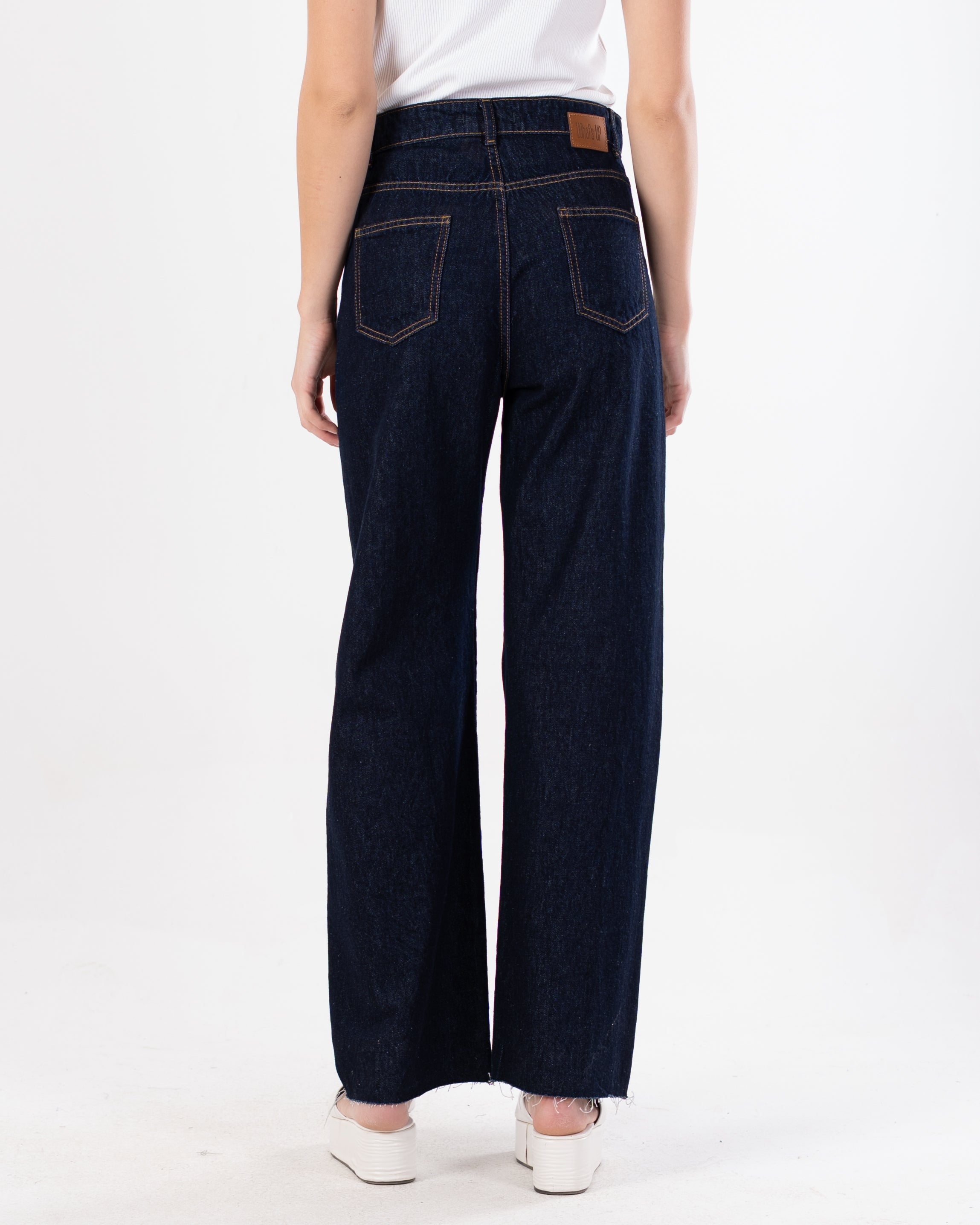 Street Denim - With Crossed Pockets