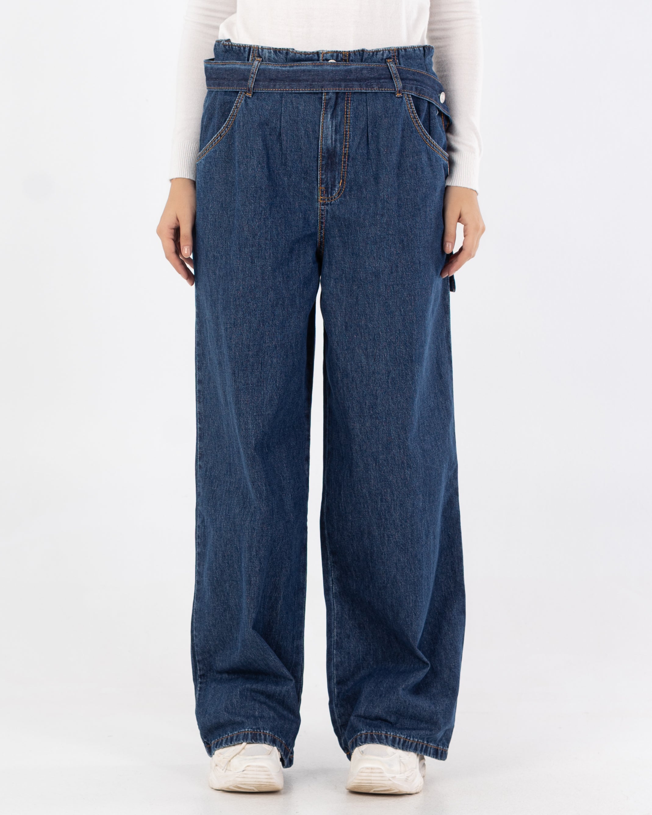 Mom-Fit Jeans – With Belt