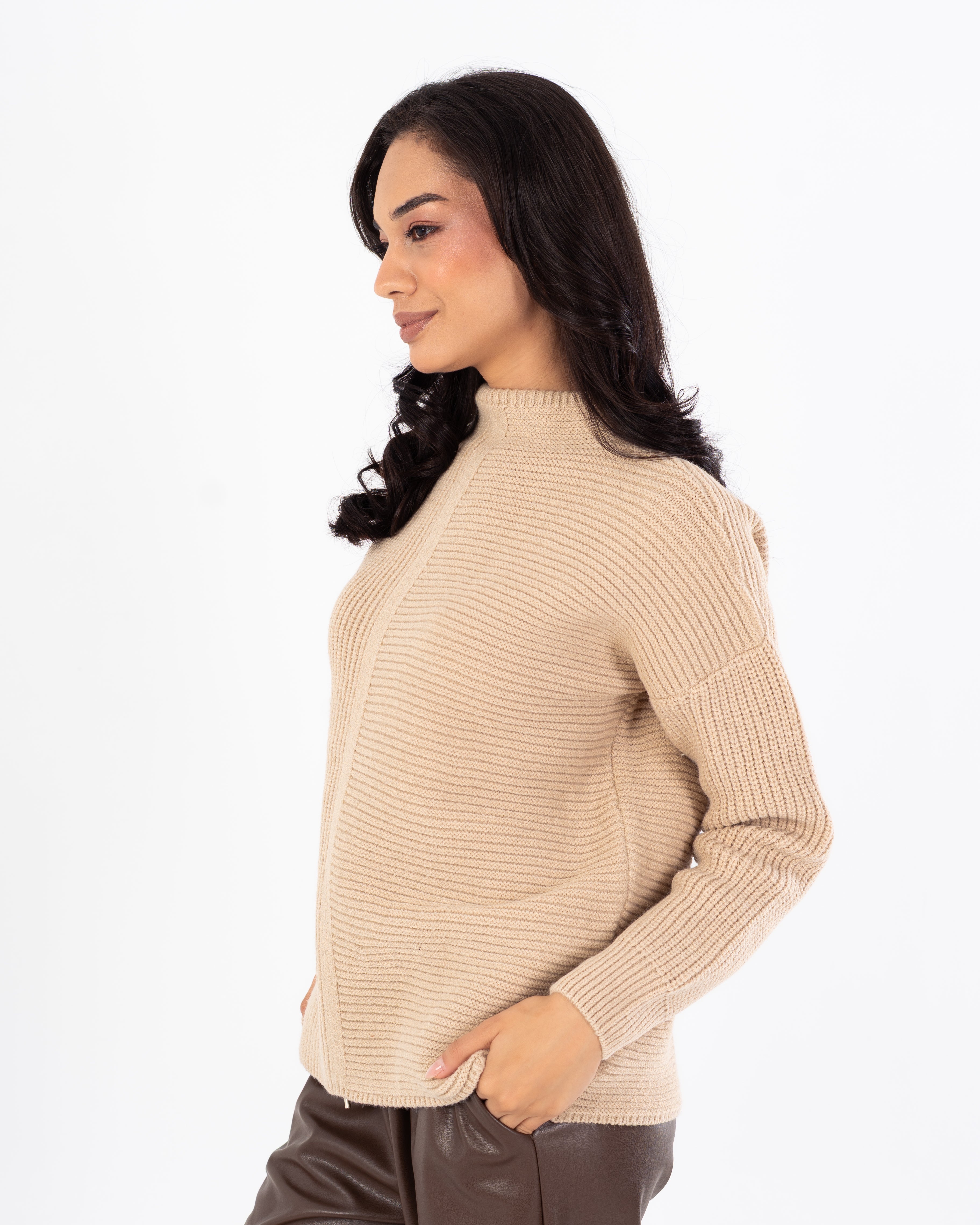 Plain Long-Neck Pullover – Light Center Line