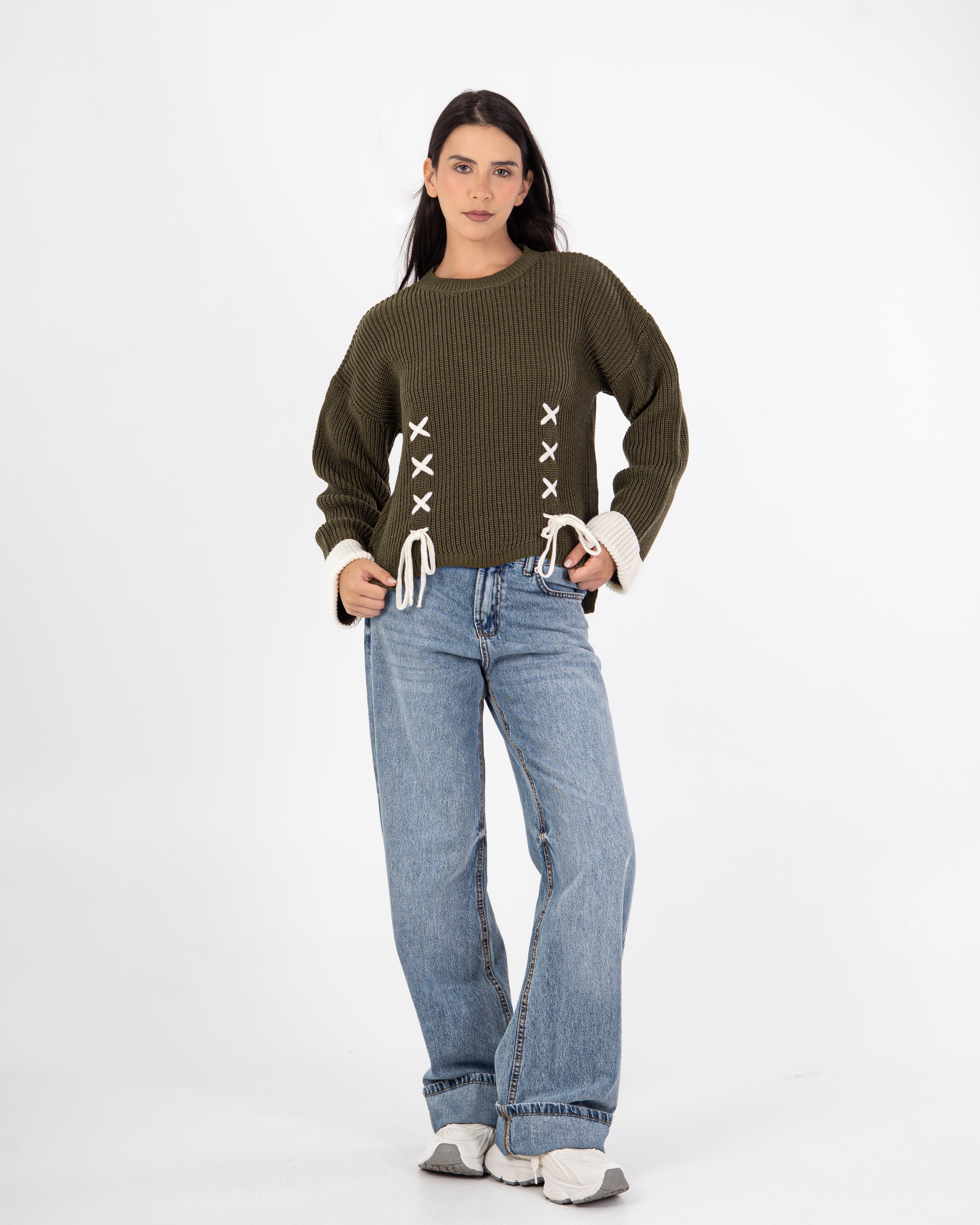 Knitwear Pullover – With Tie (Folded Sleeves)