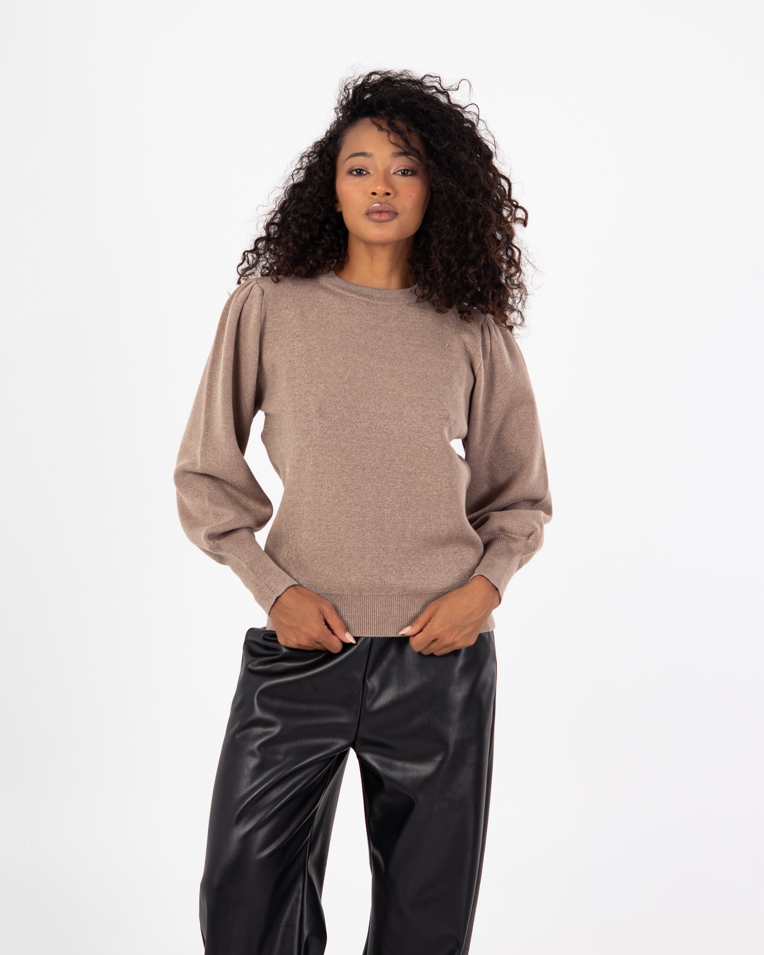 Basic Top – Plain With Elastic Sleeves