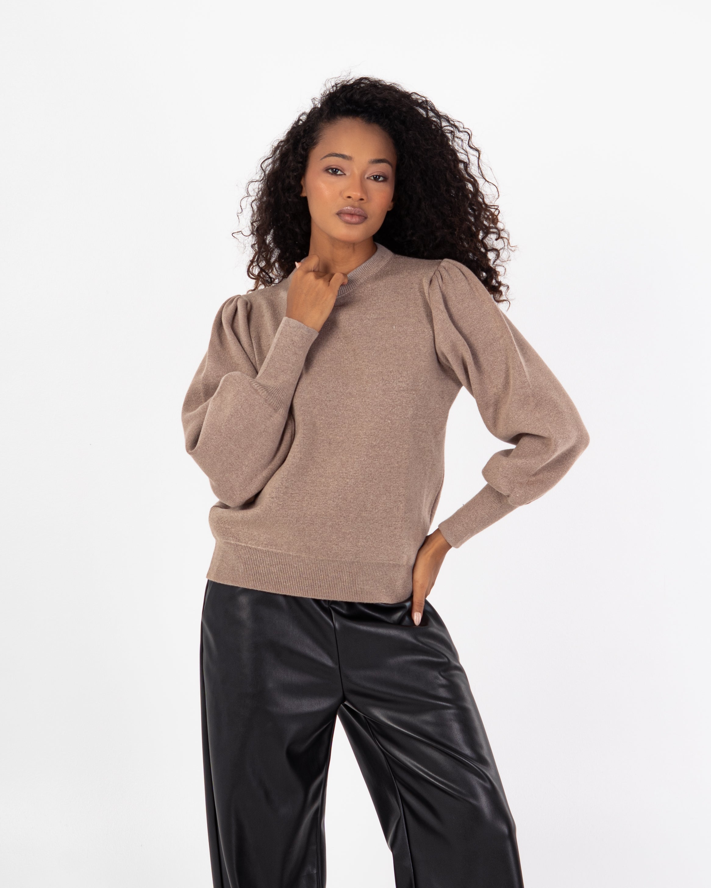 Basic Top – Plain With Elastic Sleeves