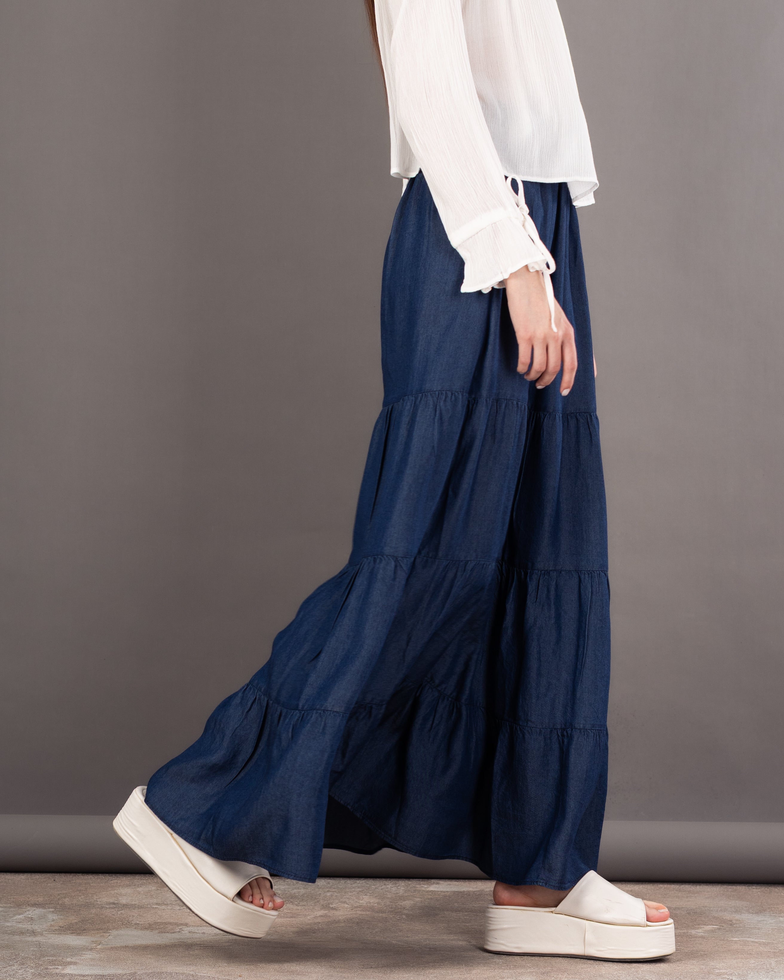 Plain Wavy - Denim Skirt