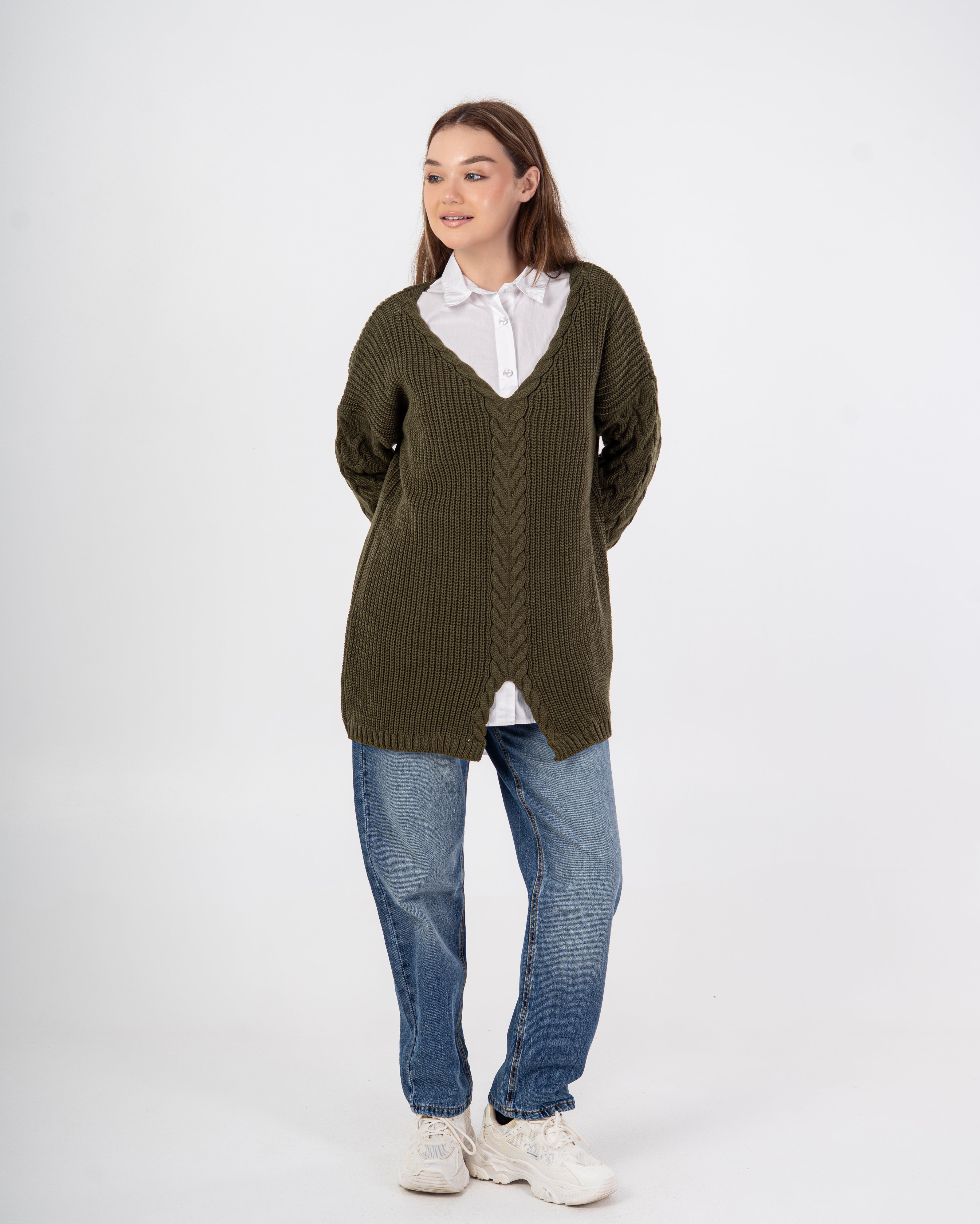 Knitwear Pullover – Long (Braided Pattern)