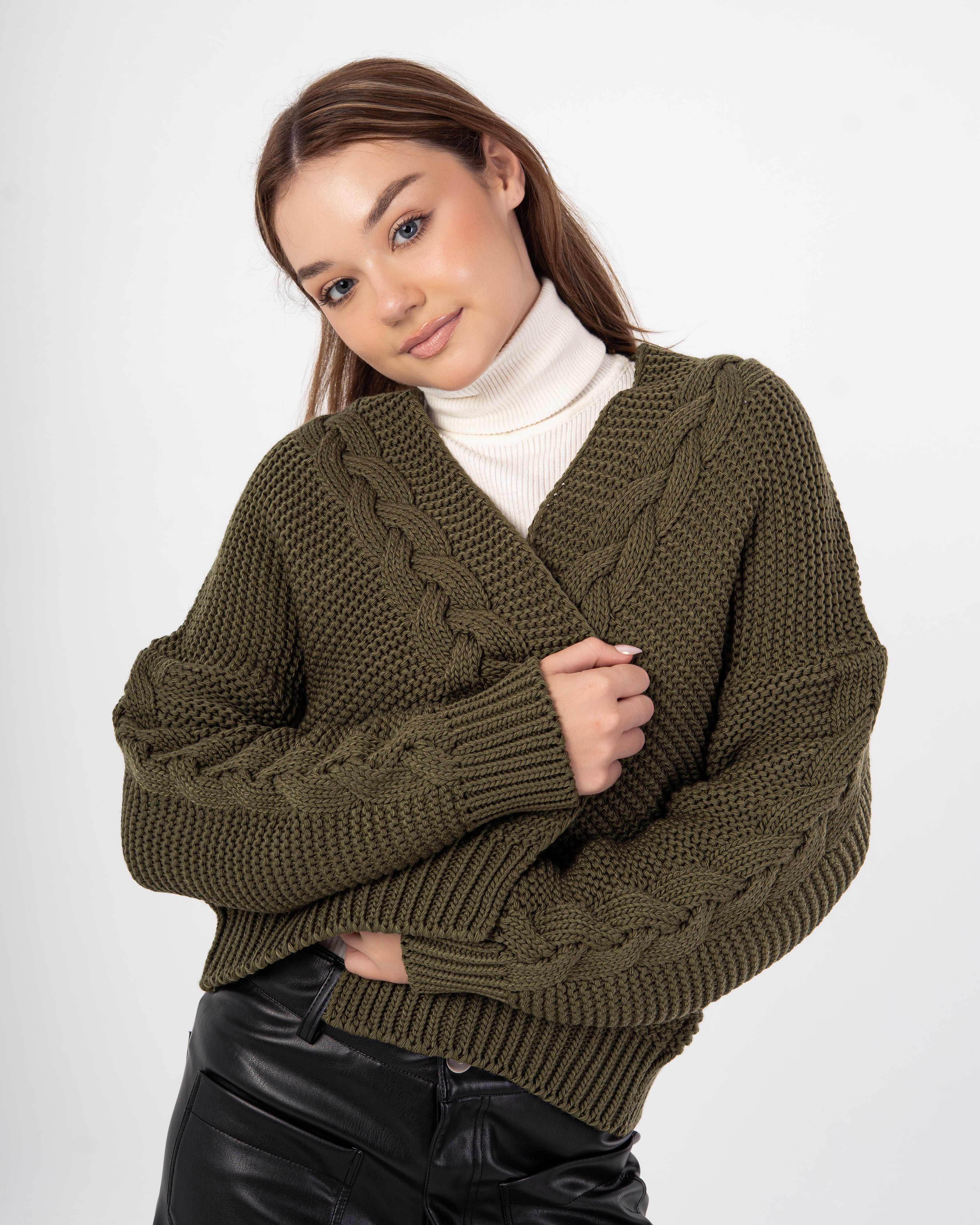 Knitwear Cardigan – Short (Plain)