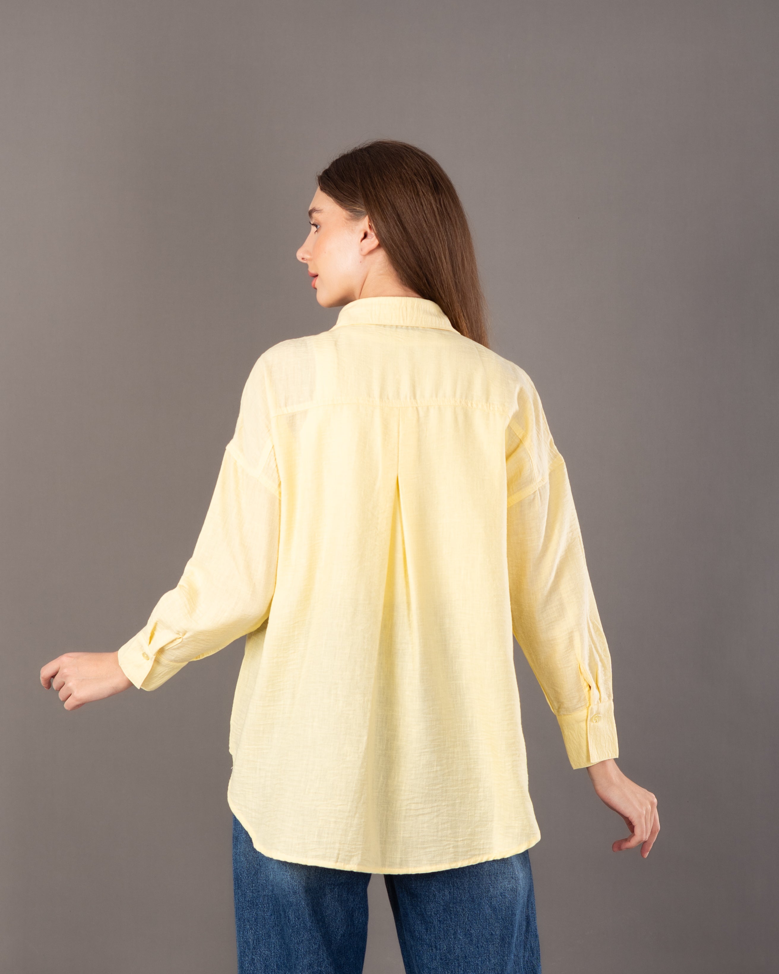 قميص كتان سادة - بجيب صدر كبير