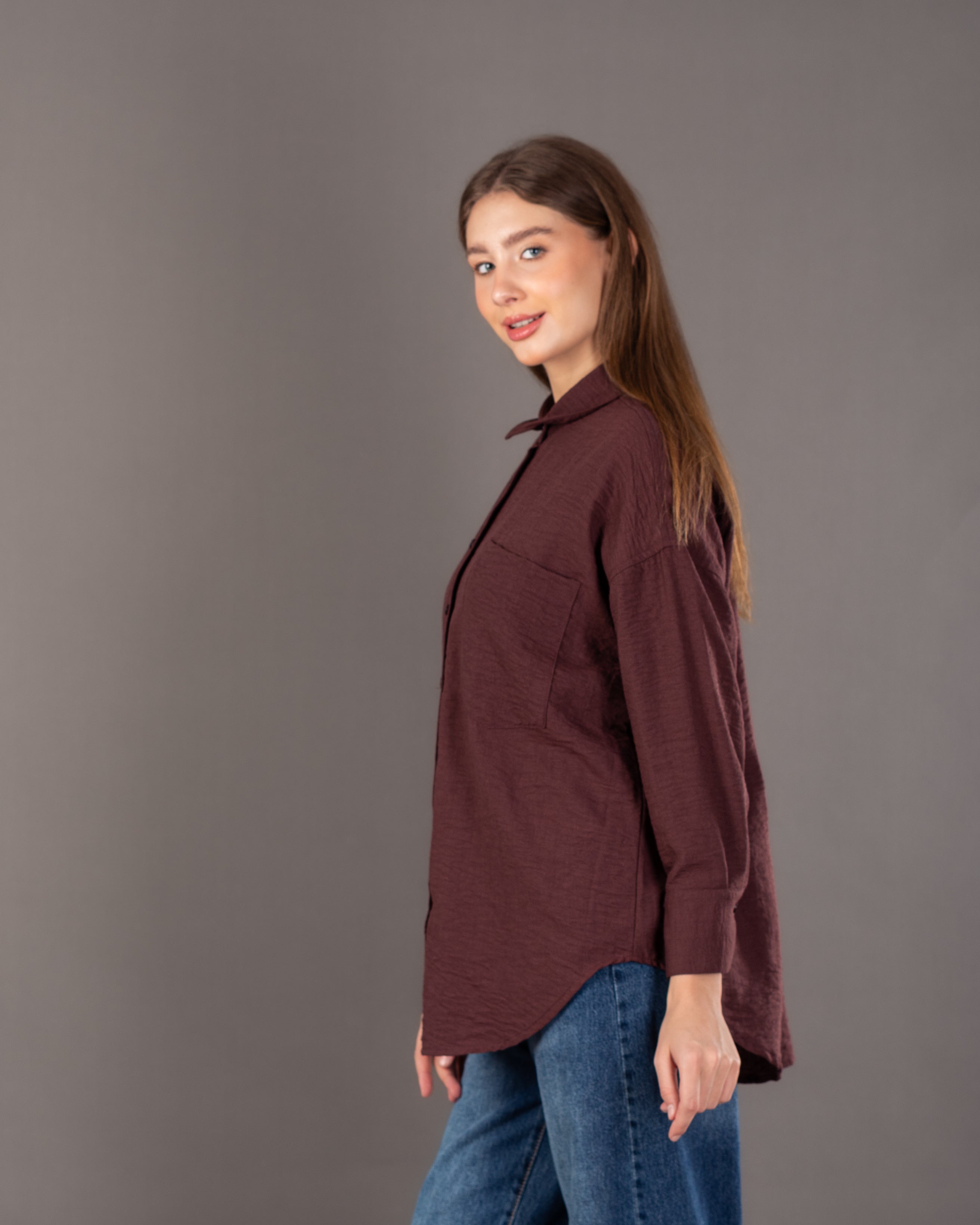 قميص كتان سادة - بجيب صدر كبير