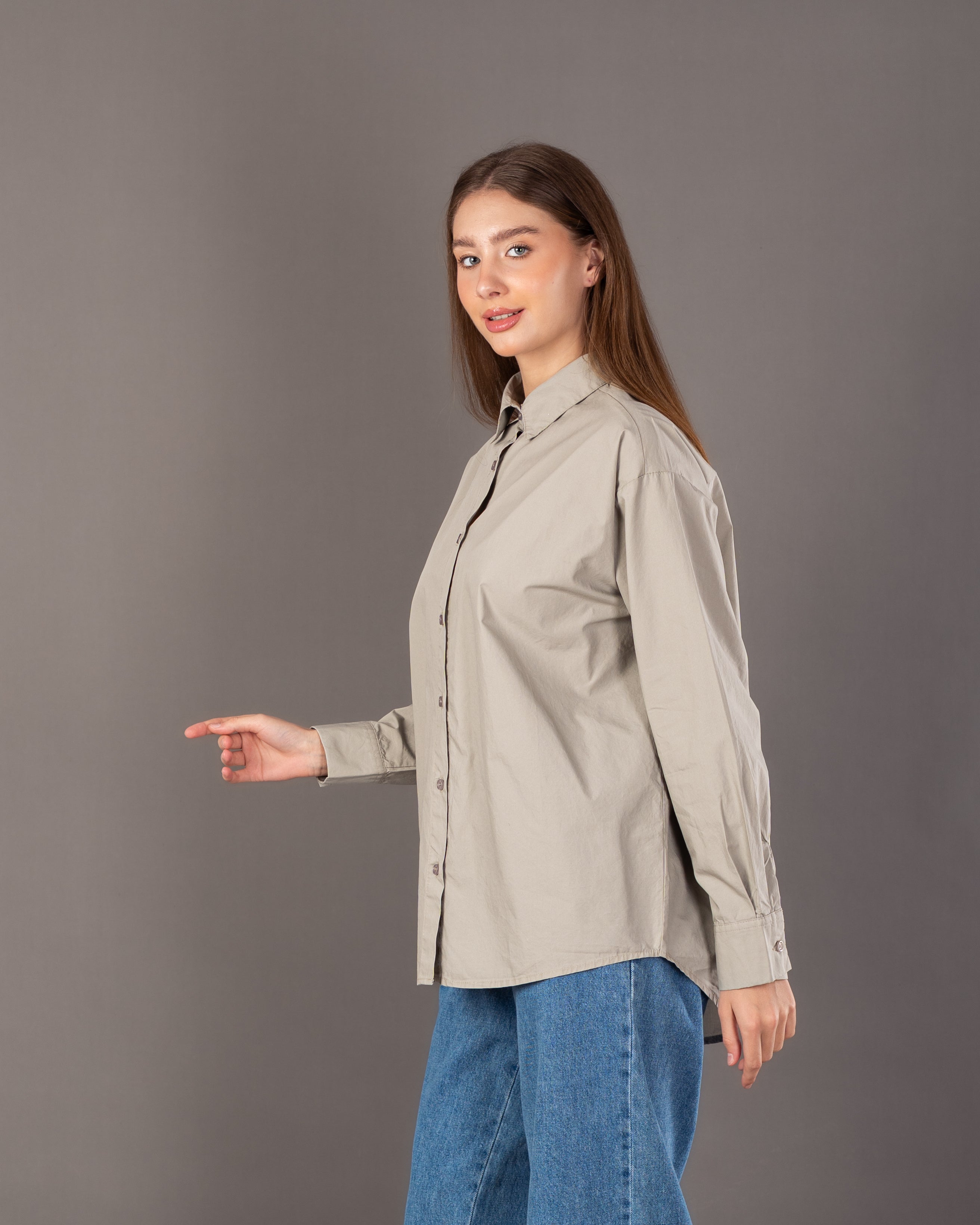 Long Plain Shirt - With Colored Buttons