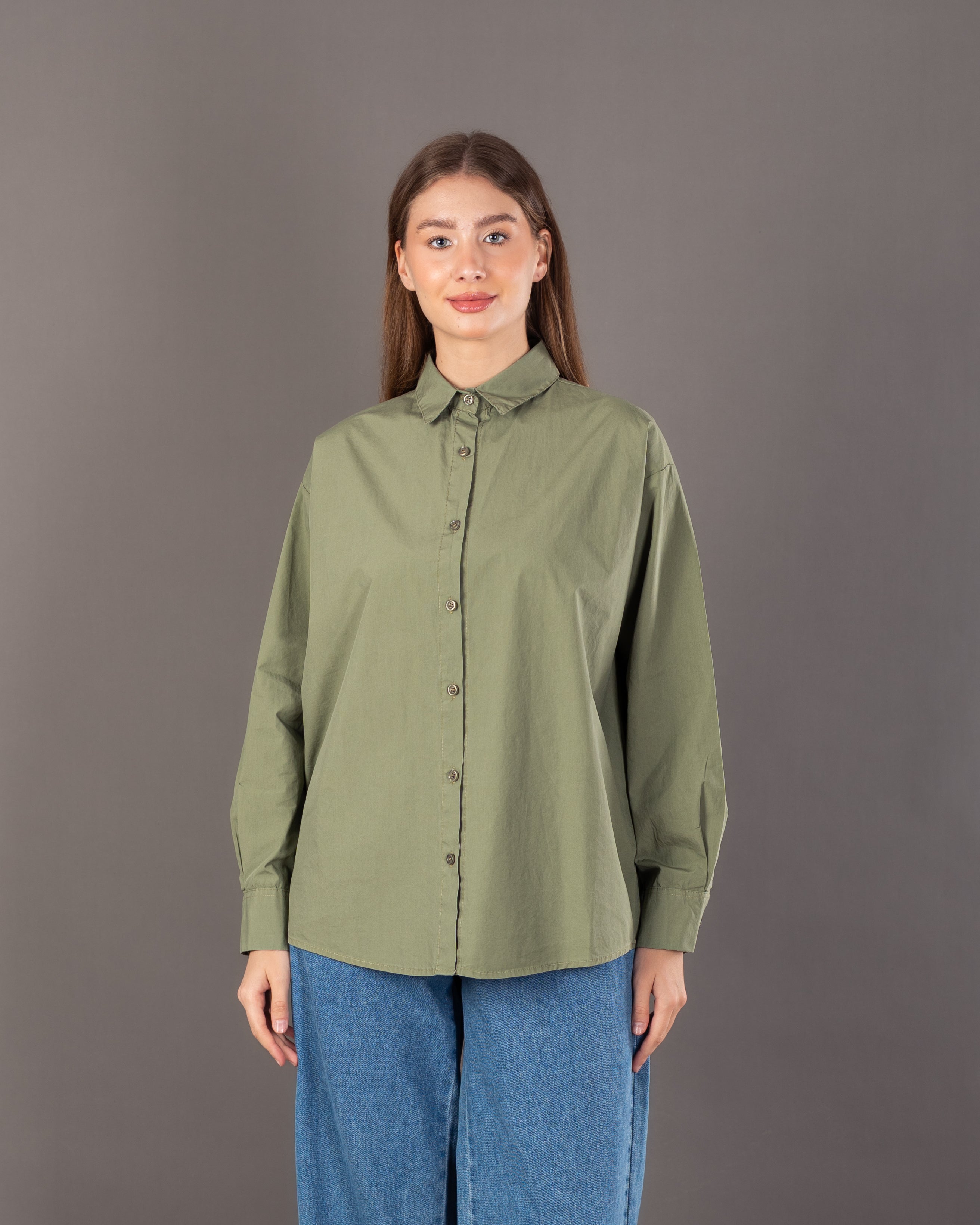 Long Plain Shirt - With Colored Buttons