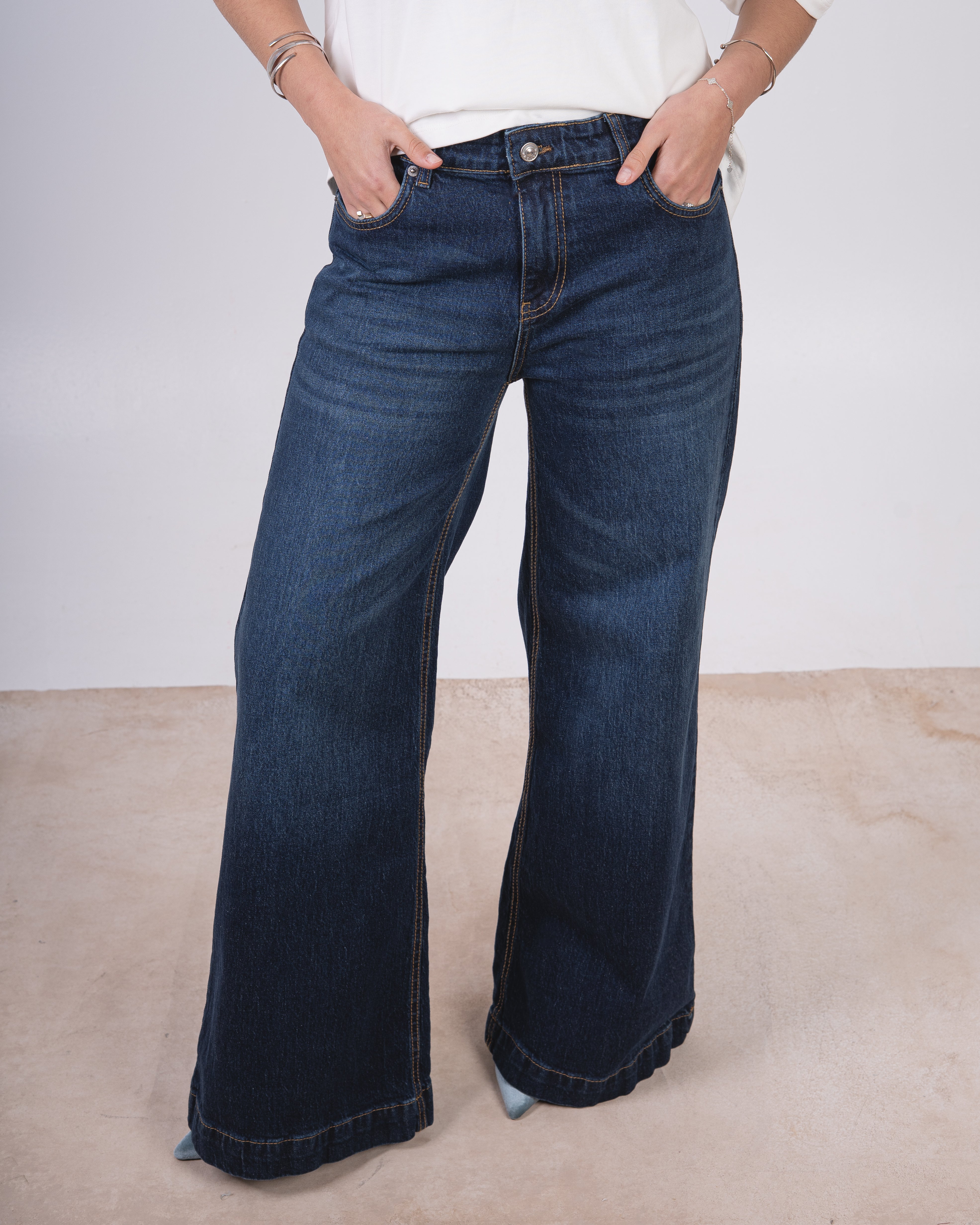 Jeans Trouser – Wide-Leg (Cuffed Hem)