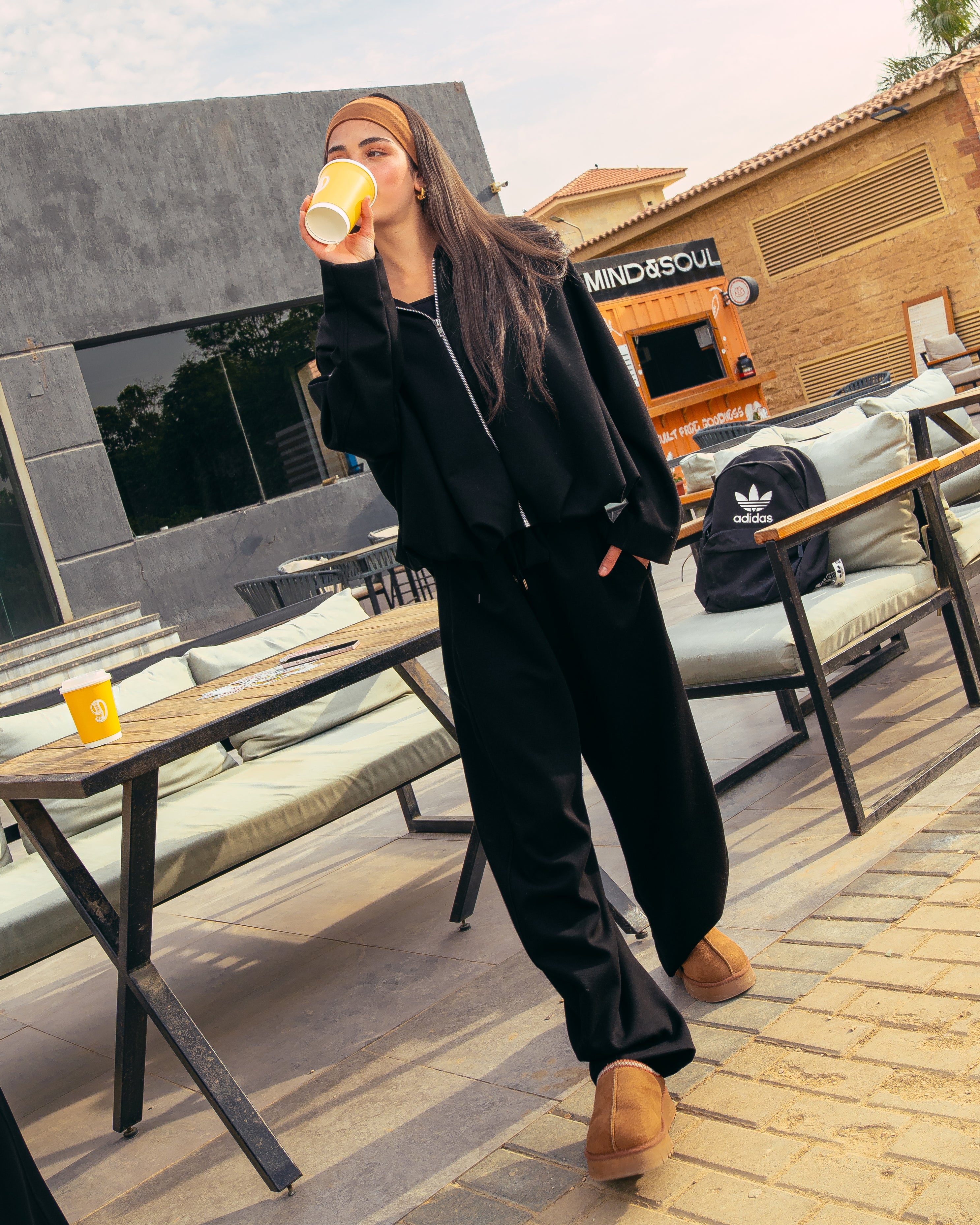 Zipper Sweatshirt – Plain (Collar)