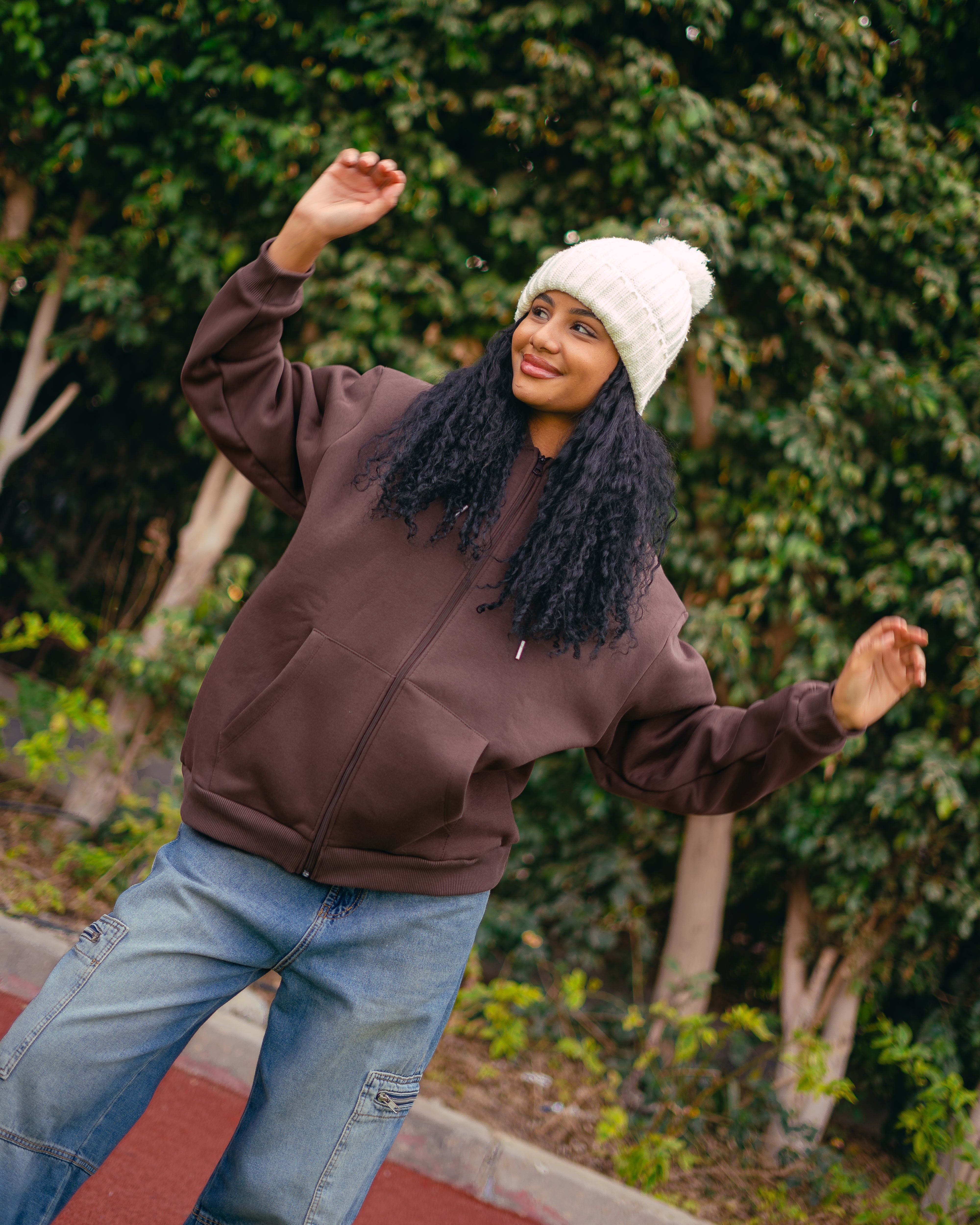 Long Zip-Up Sweatshirt - With Two Pockets