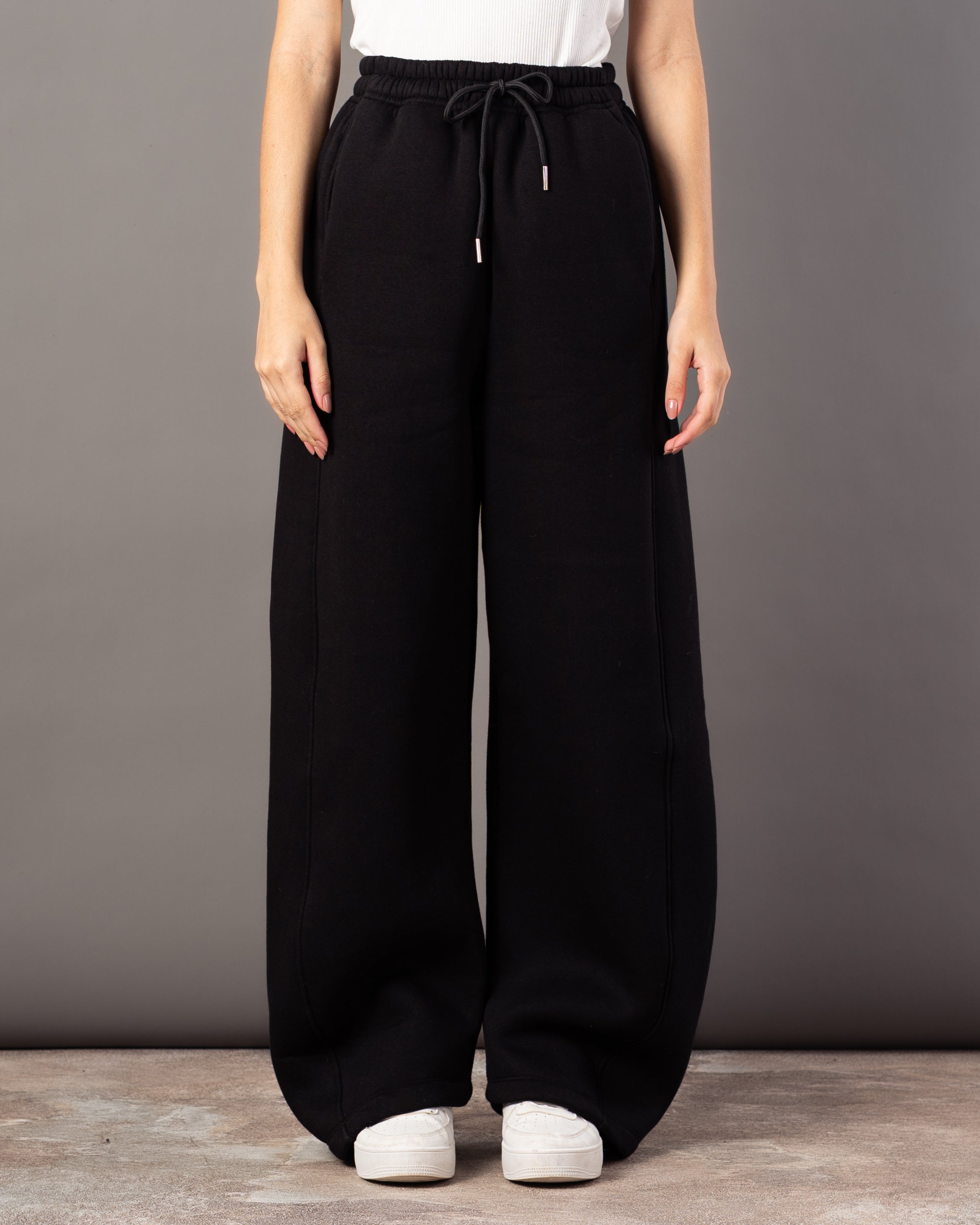 بنطال ميلتون – بنطال واسع الساقين سادة (بخطوط جانبية مزدوجة)