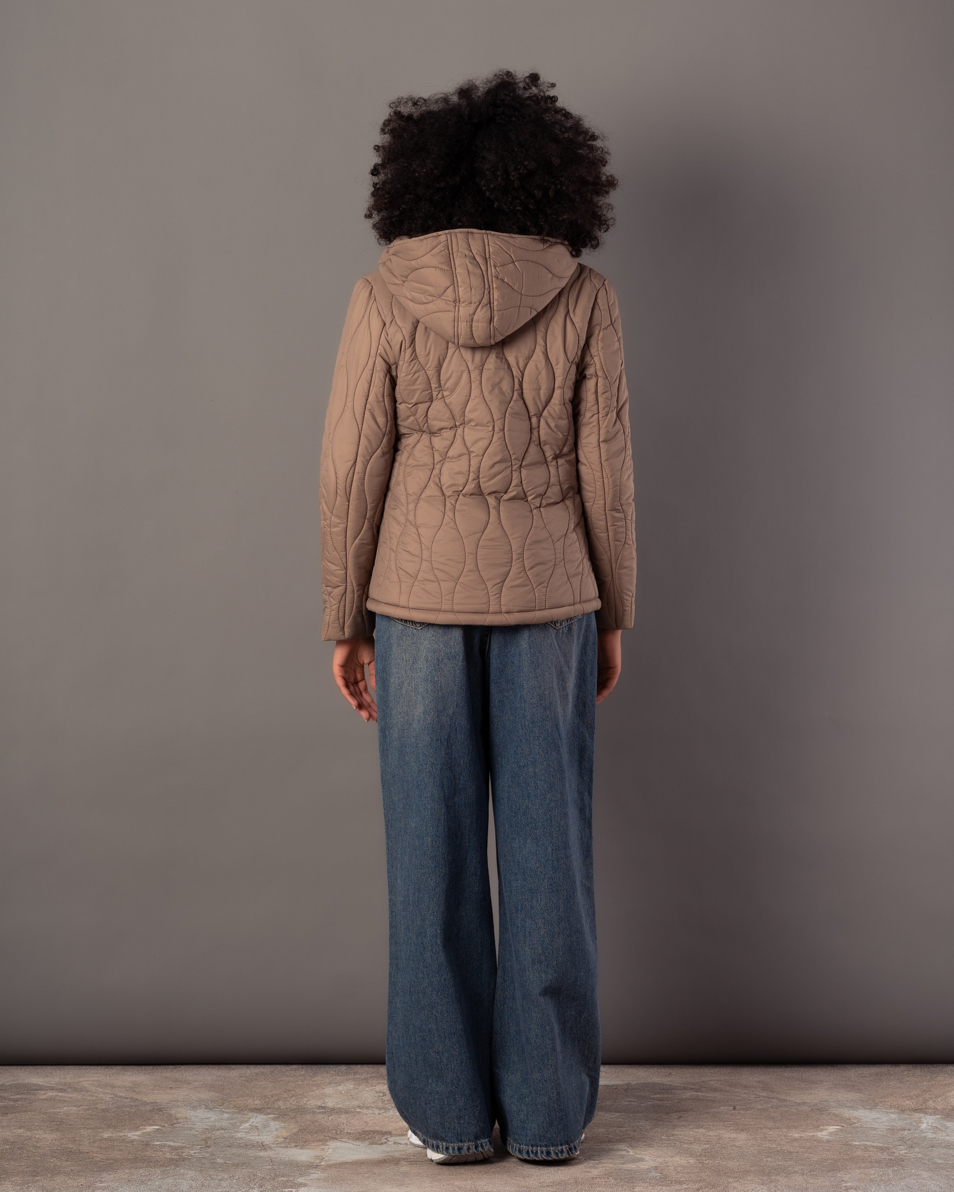 جاكيت مقاوم للماء - مزود بغطاء رأس (جيوب جانبية، أزرار صغيرة)