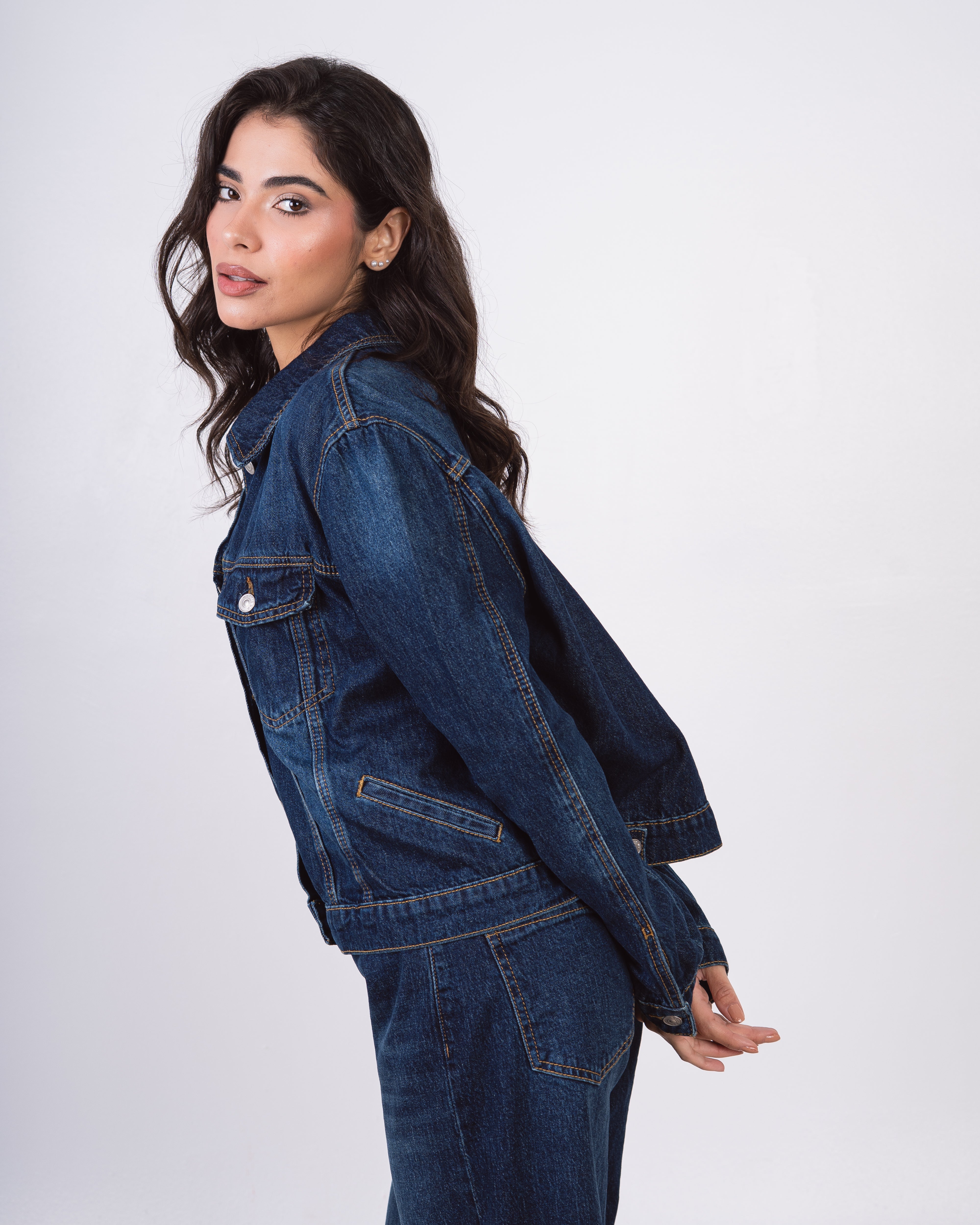 Short Jacket – Chest Pocket (Capsule Buttons)