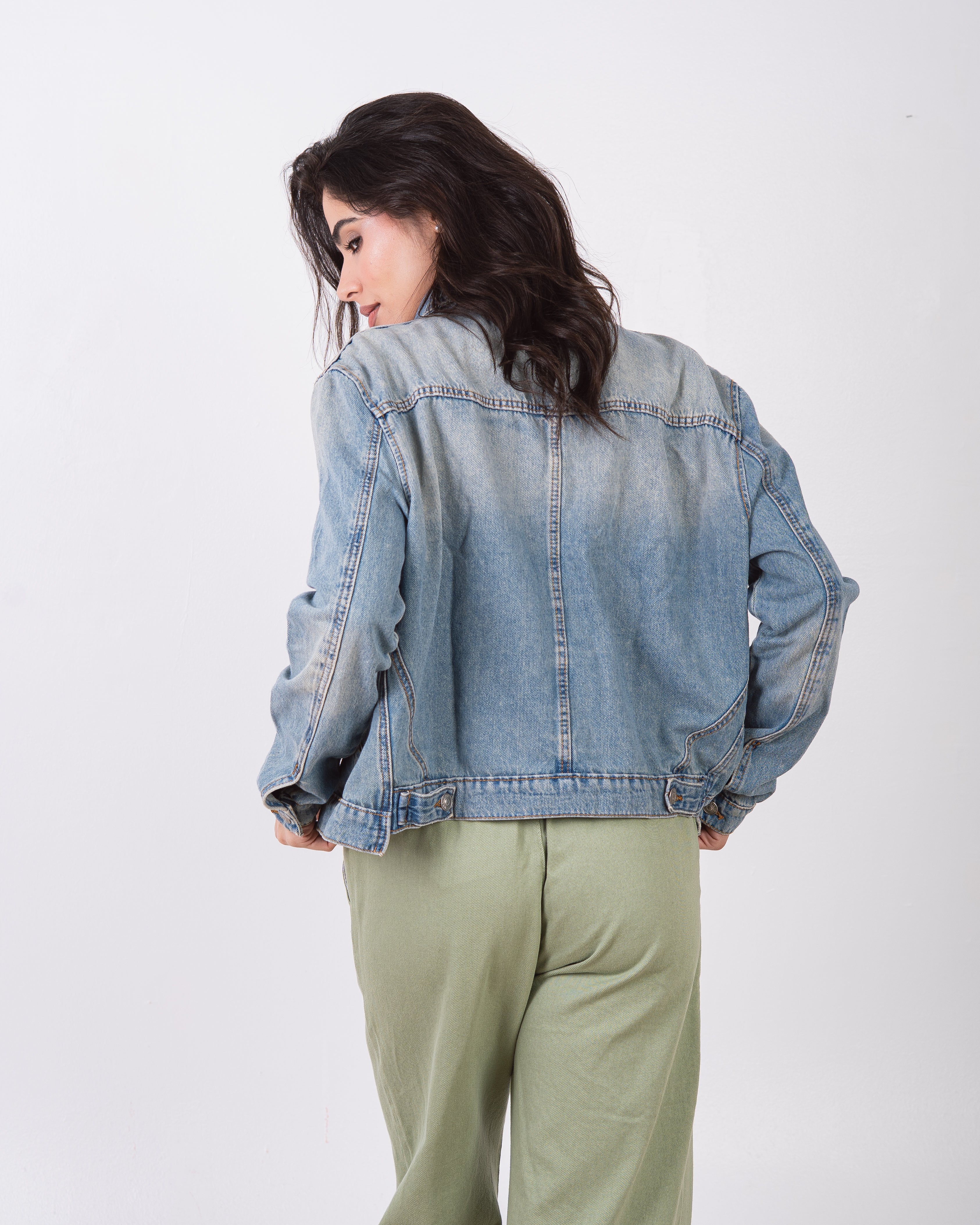Short Jacket – Chest Pocket (Capsule Buttons)