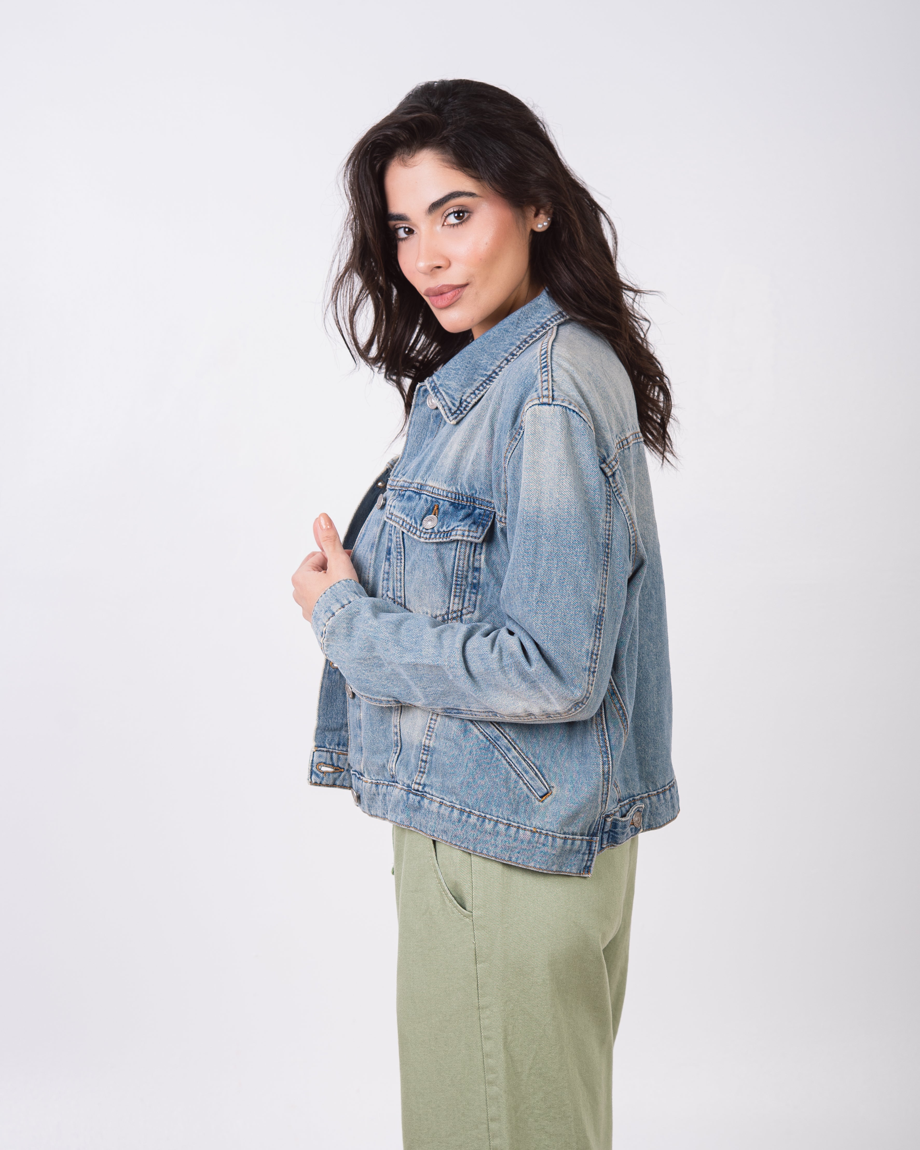 Short Jacket – Chest Pocket (Capsule Buttons)