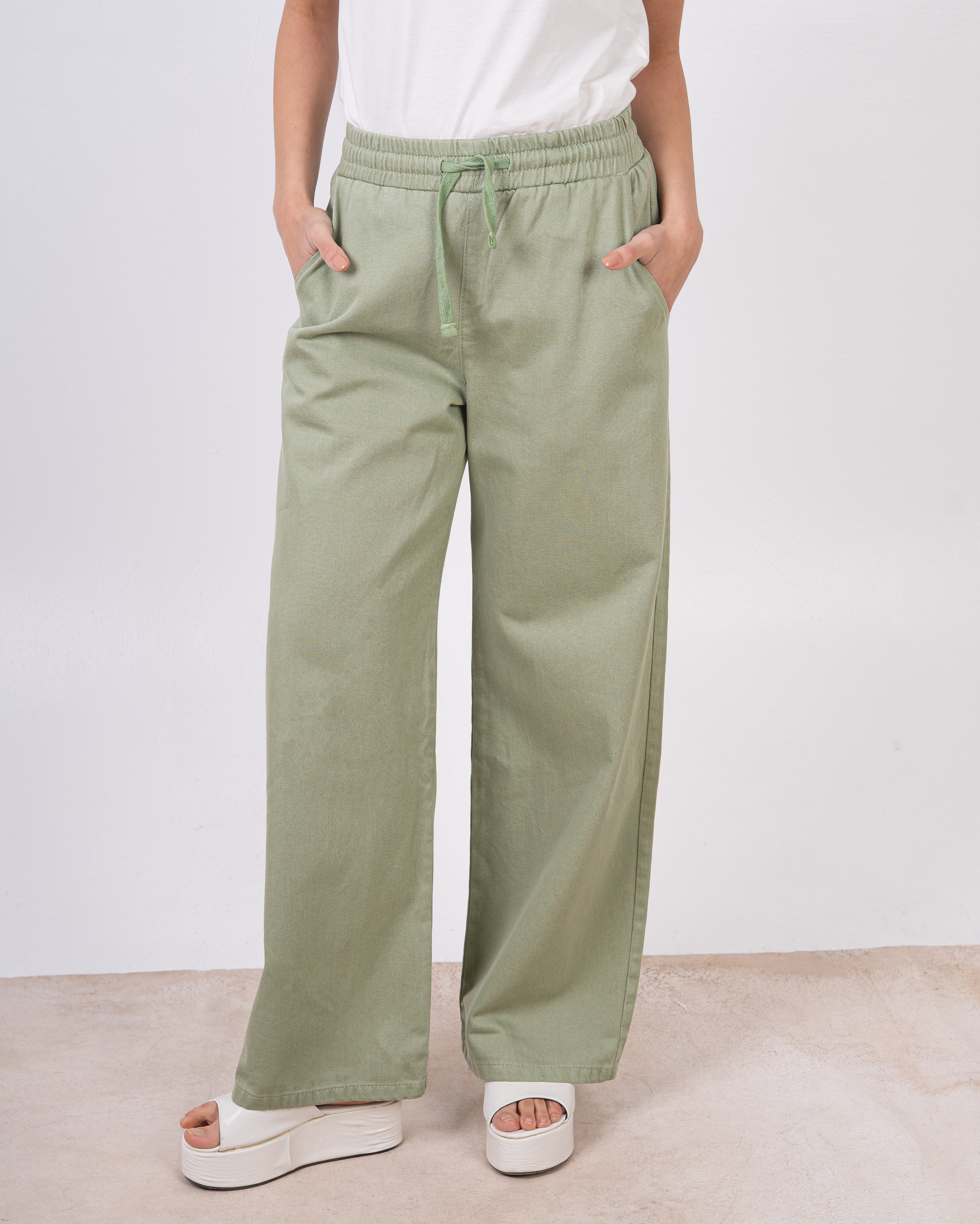 بنطال من قماش الجبردين - (واسع الساقين) برباط