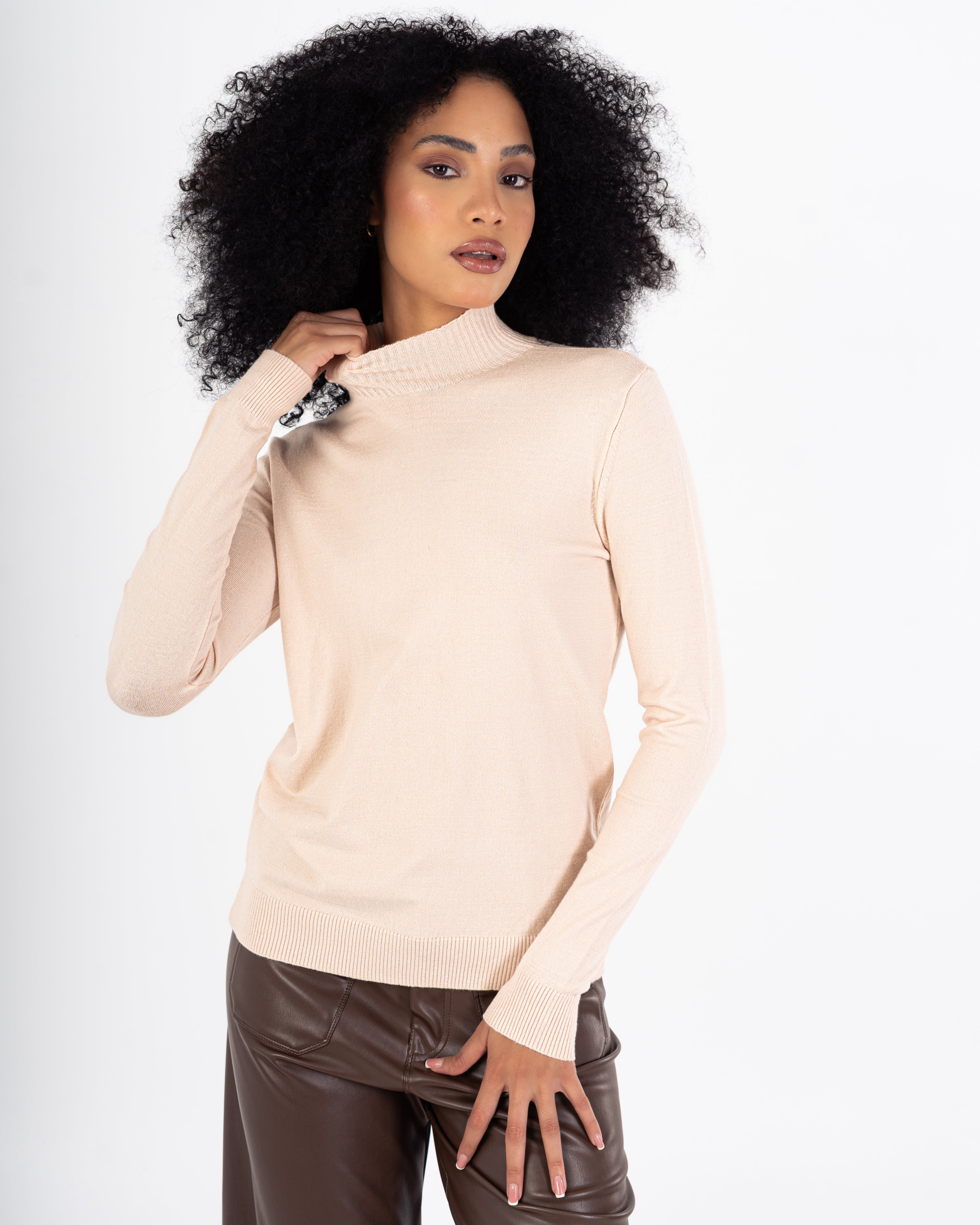 Basic Top – Plain Colors (Half Neck)