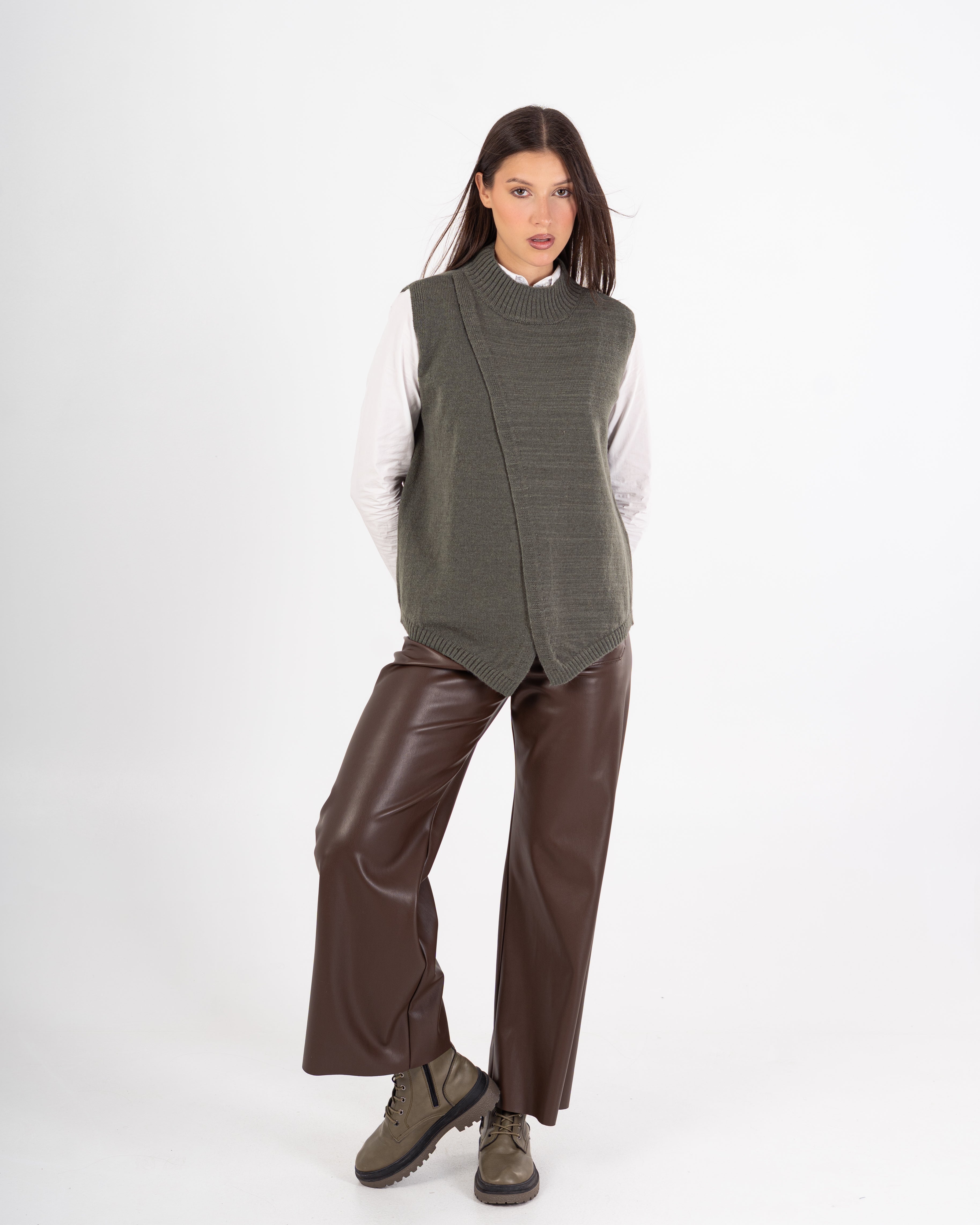 Knitwear Vest – Plain Wide Neck (Multi Colors)