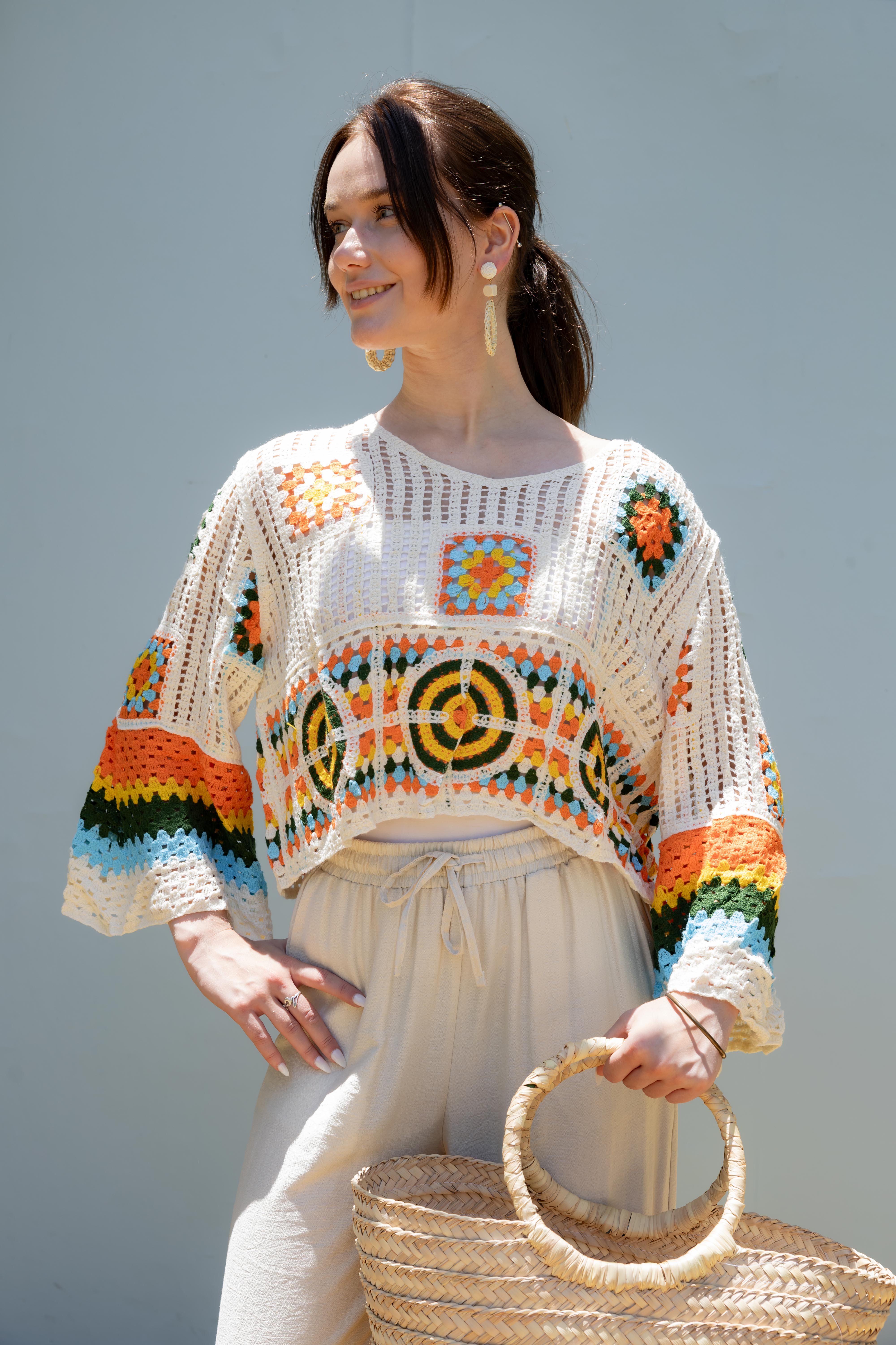 Short Knitwear Body With Colorful Check Pattern