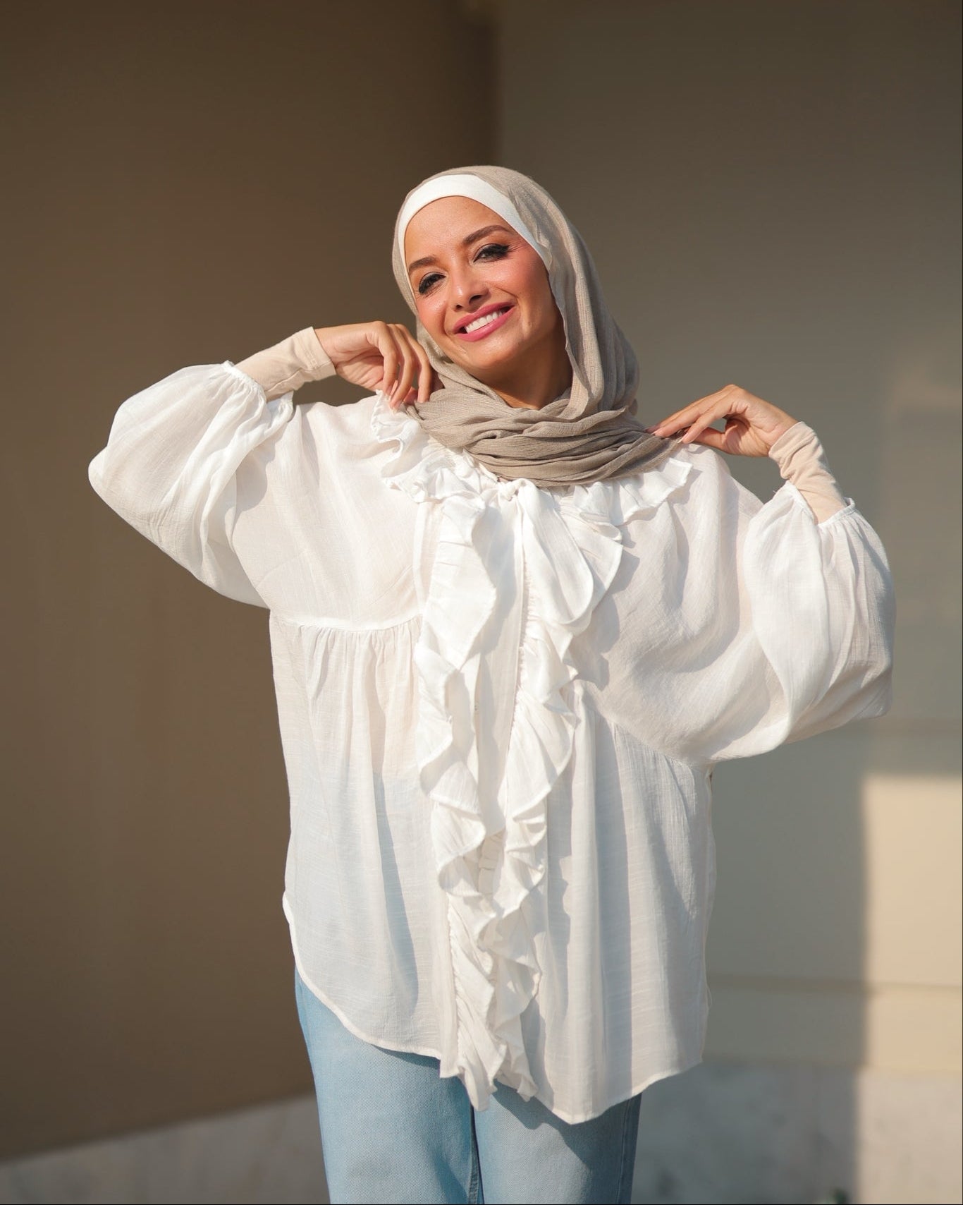 Minimal Tie Blouse