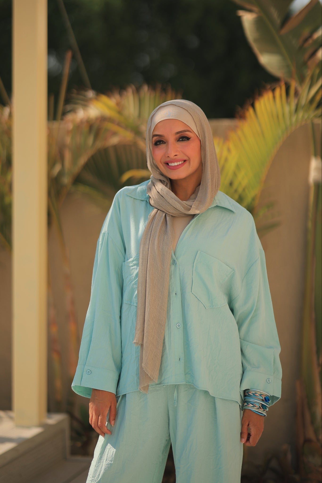 Oversized Linen Shirt With Chest Pockets