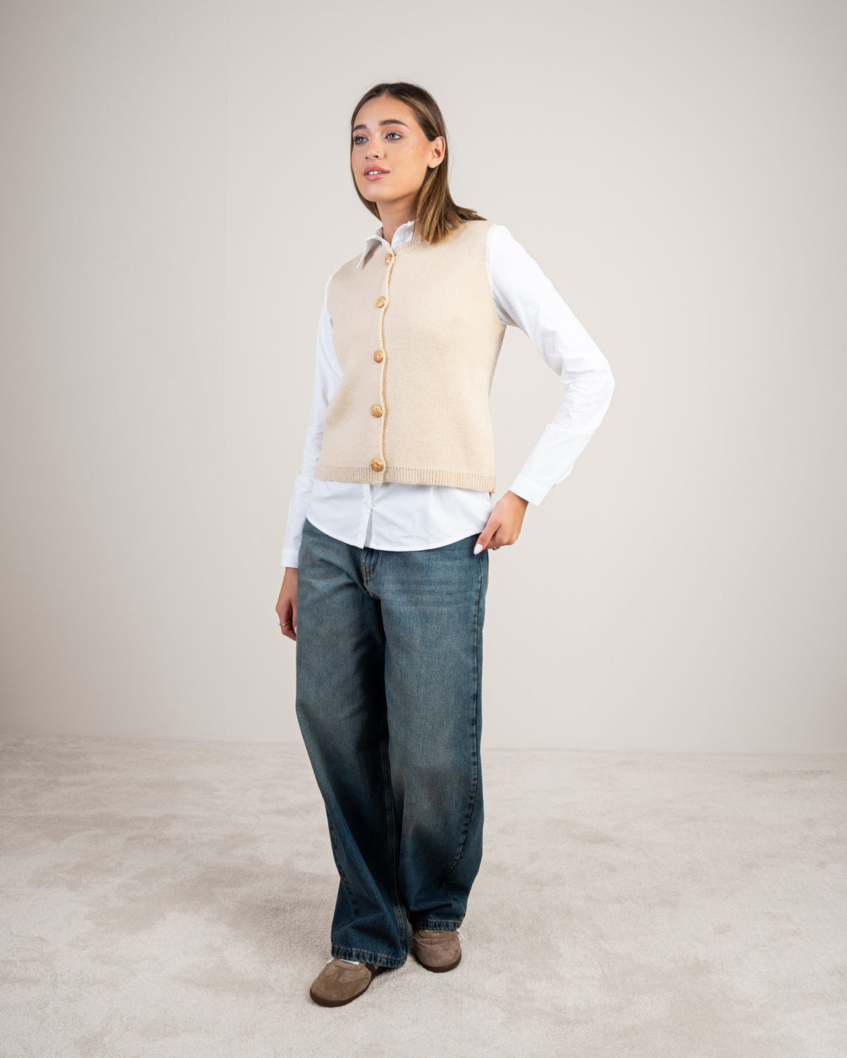 Gold Button Cropped Knitwear Vest