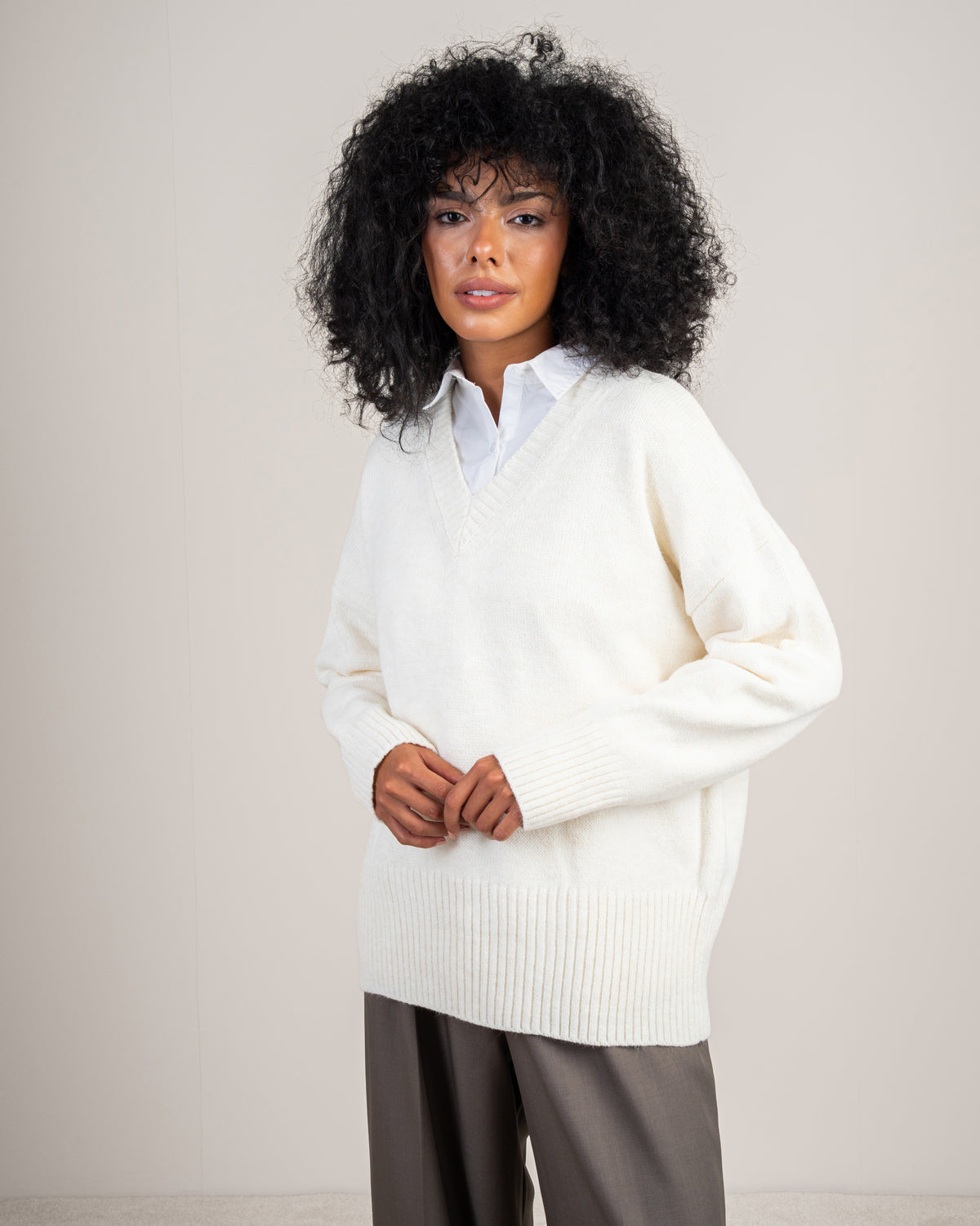 Plain V-Neck Knitwear Pullover