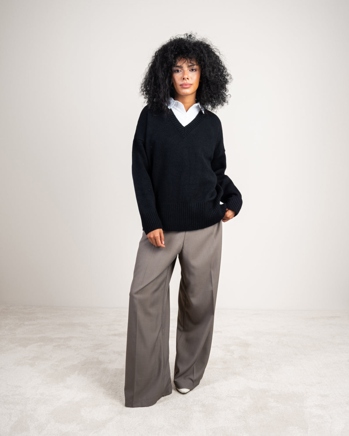 Plain V-Neck Knitwear Pullover