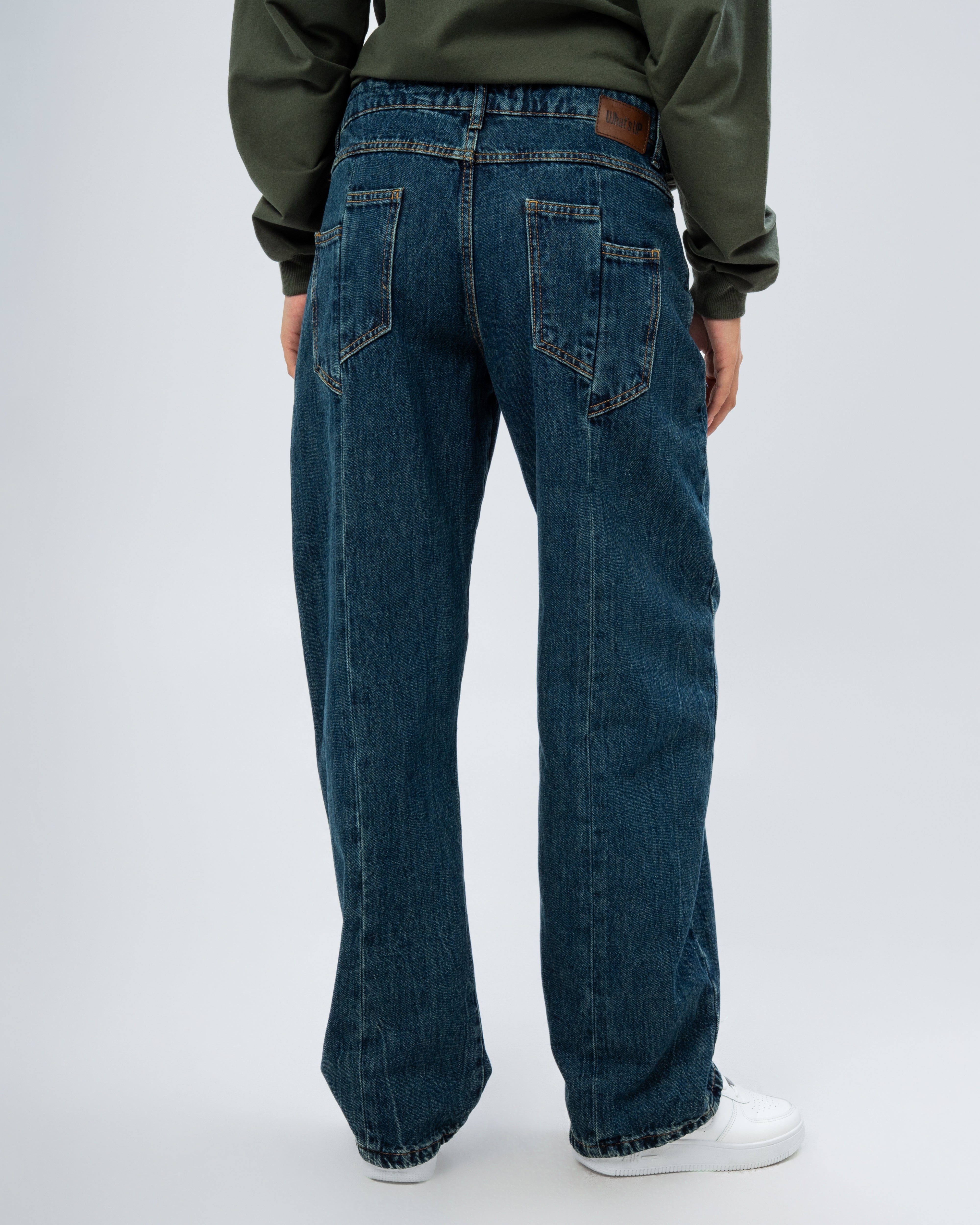 Denim with 2 buttons and a lock
