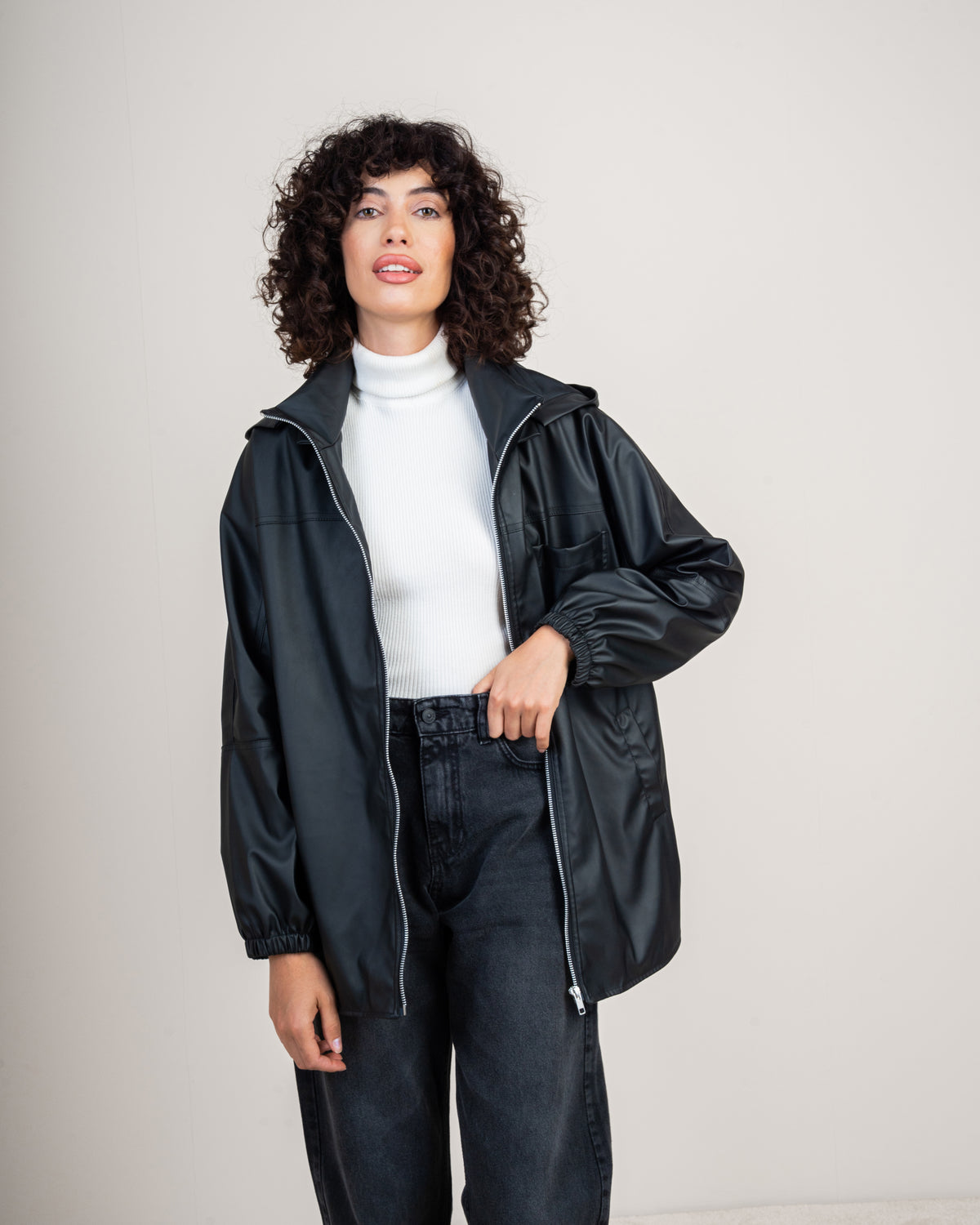 Leather jacket with a pocket on the side