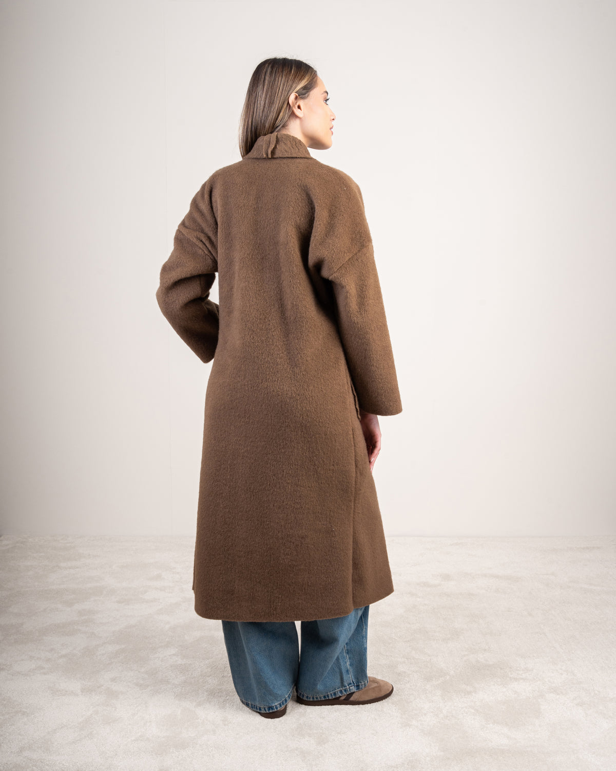 Long wool jacket with 2 pockets