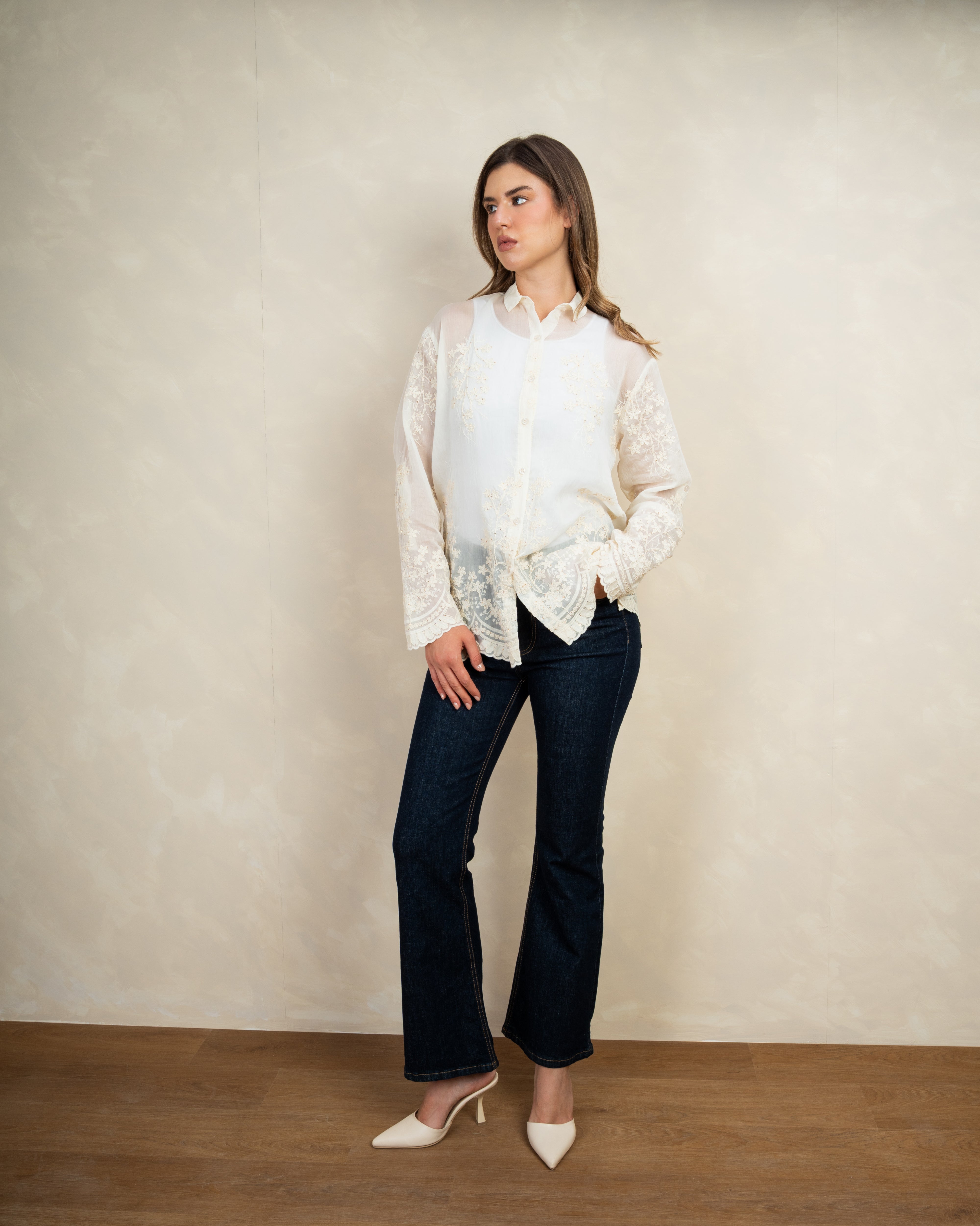 Long Shirt With Floral Waist Embroidery