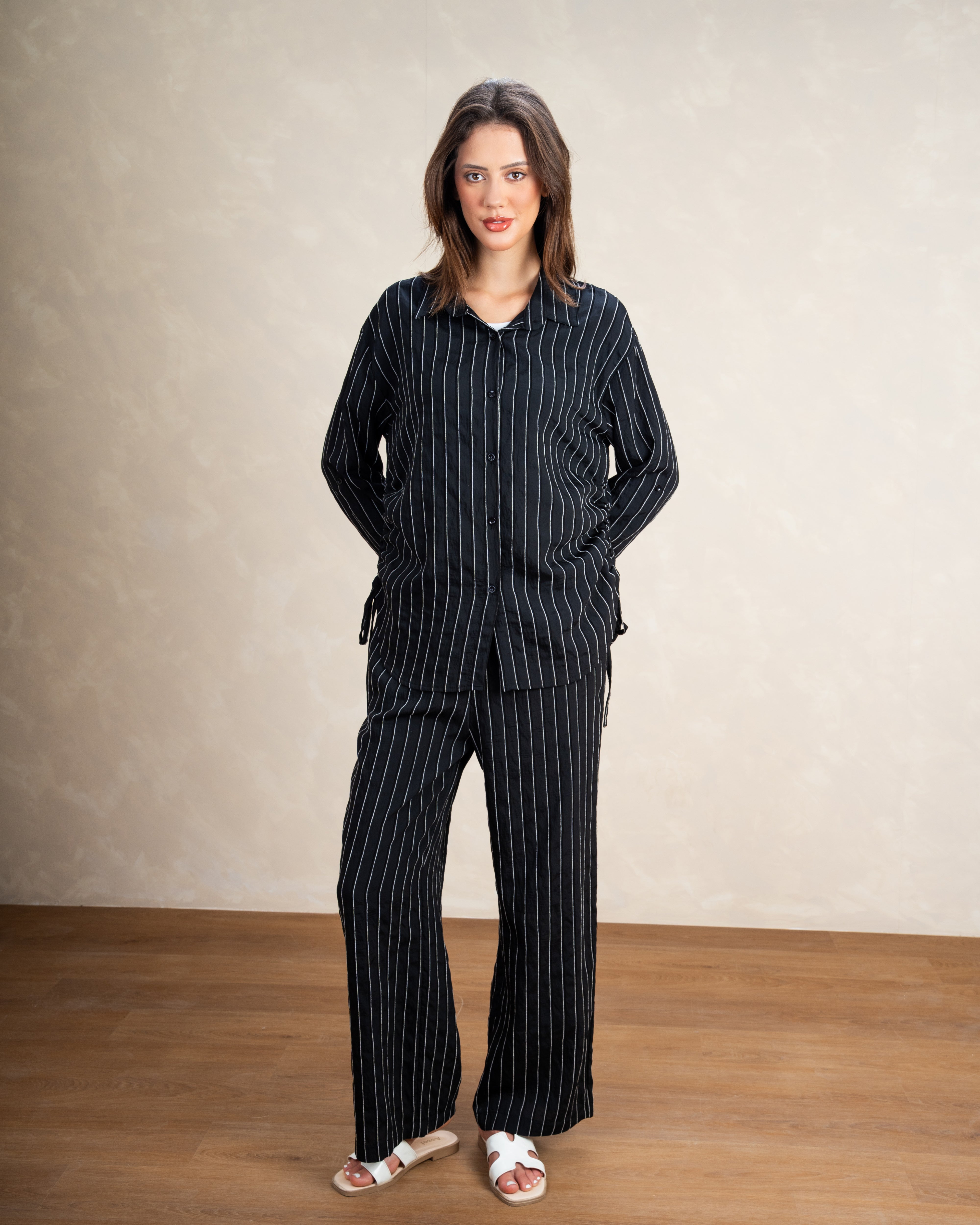 Vertical Striped Shirt With Subtle Color Line