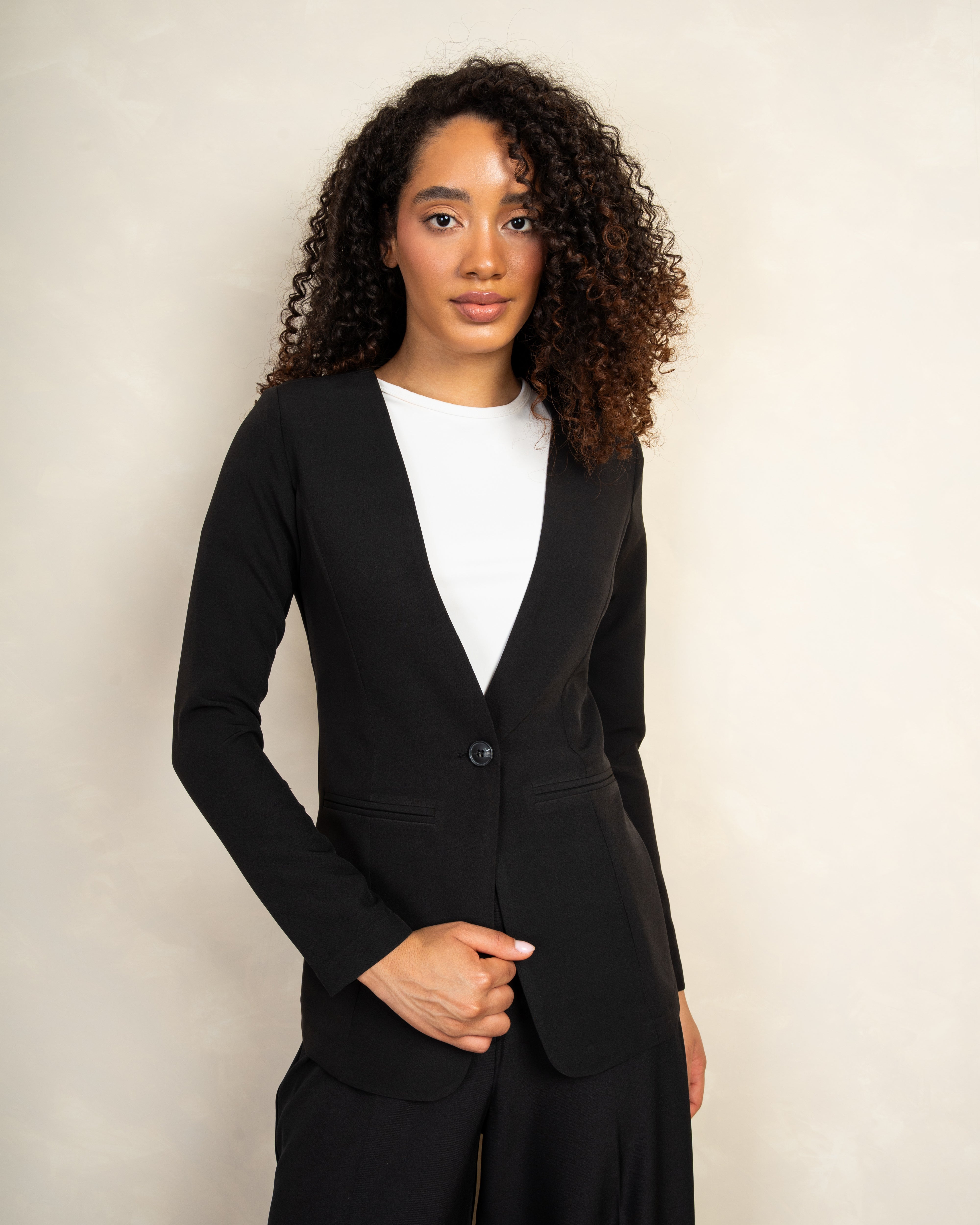 Long Plain Blazer With Button
