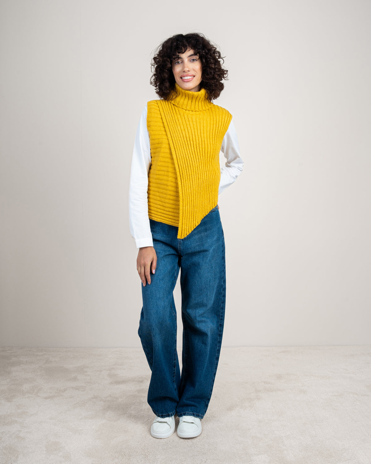 Knitted vest with a neckline
