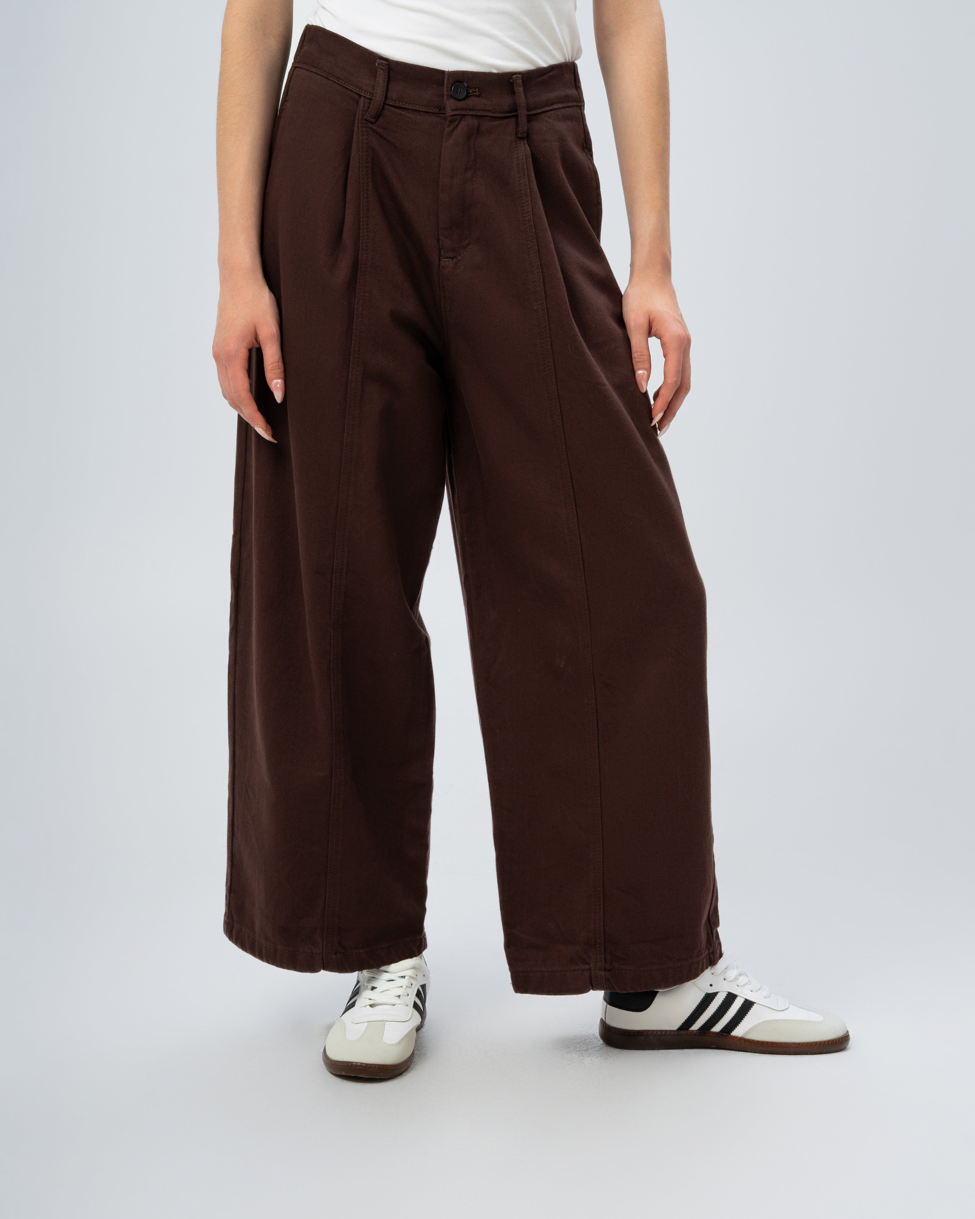 Gabardine trousers with two pockets