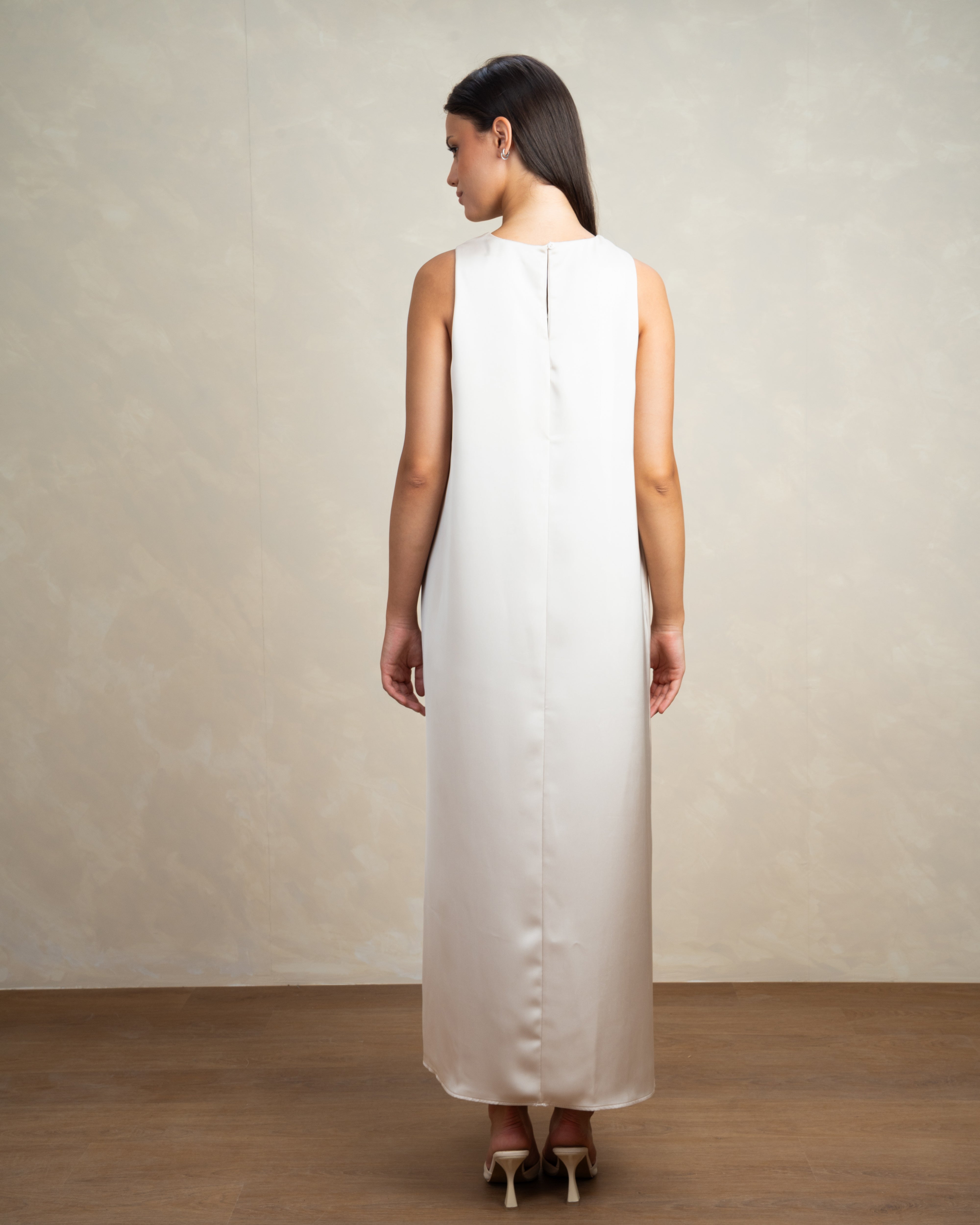 Plain Sleeveless Dress In Different Colors