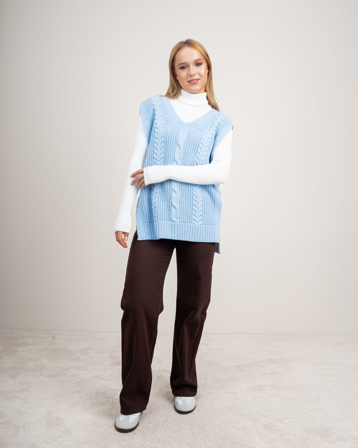 Cable Knitwear Vest - With Belt