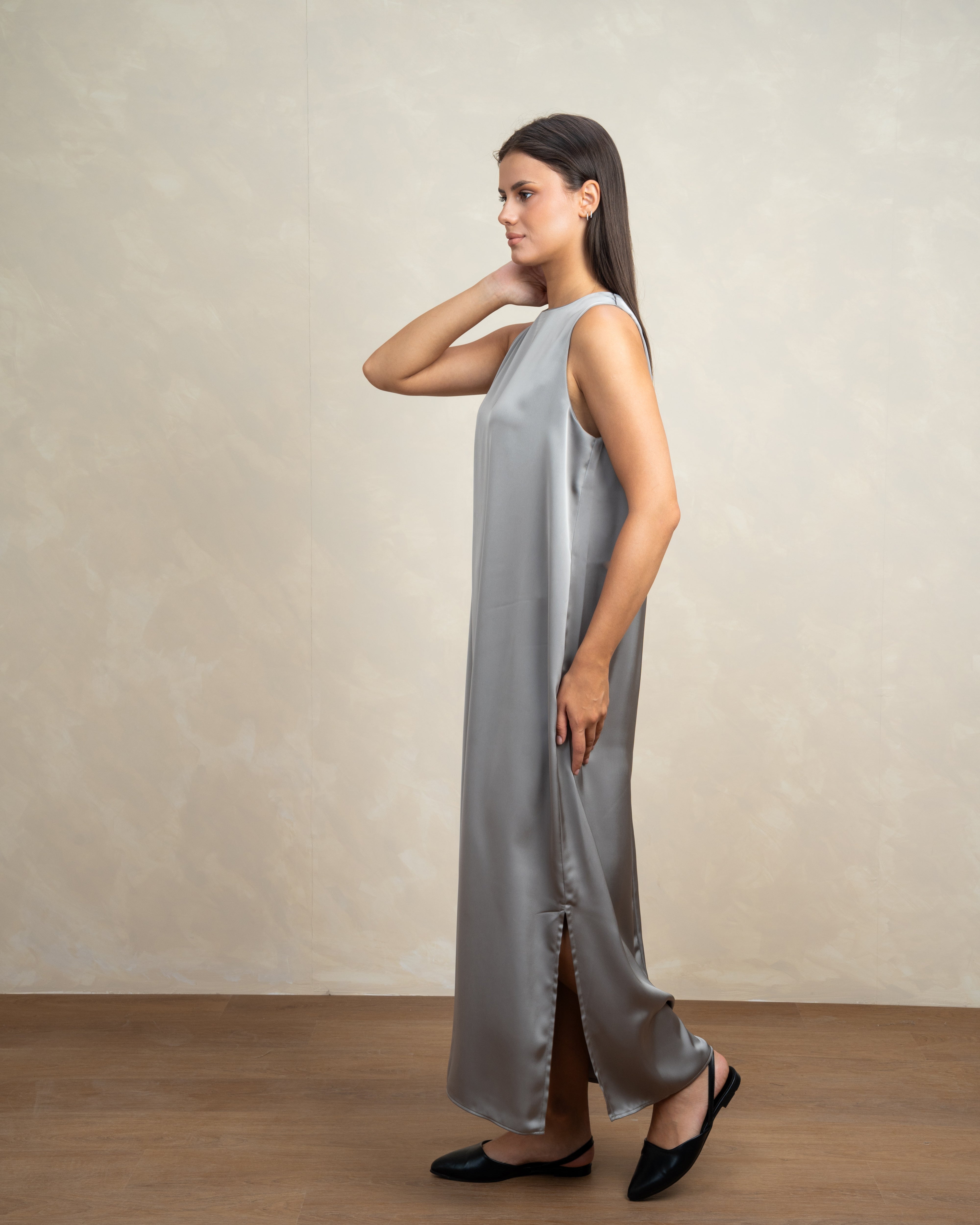 Plain Sleeveless Dress In Different Colors