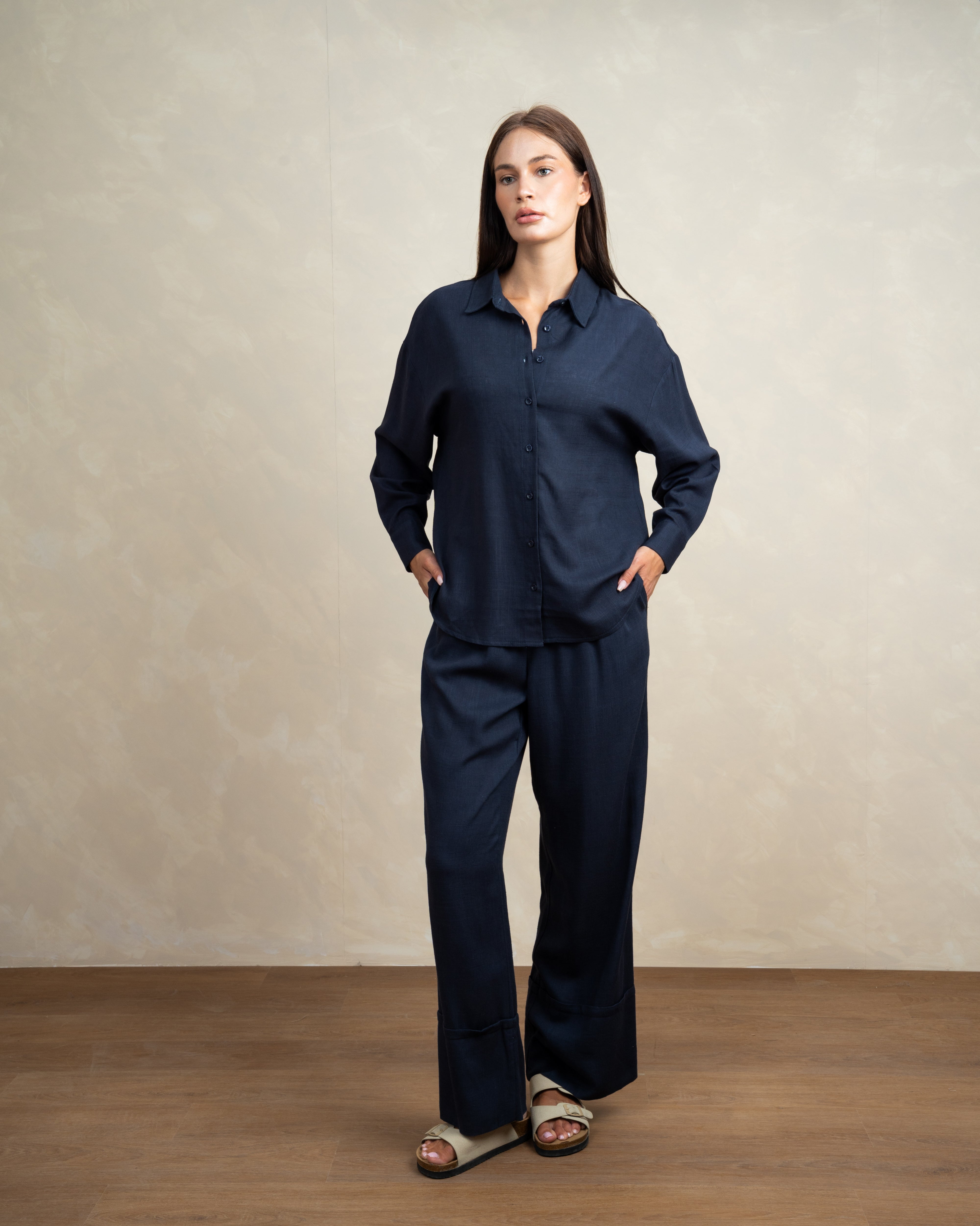 Plain Linen Shirt With Colored Buttons