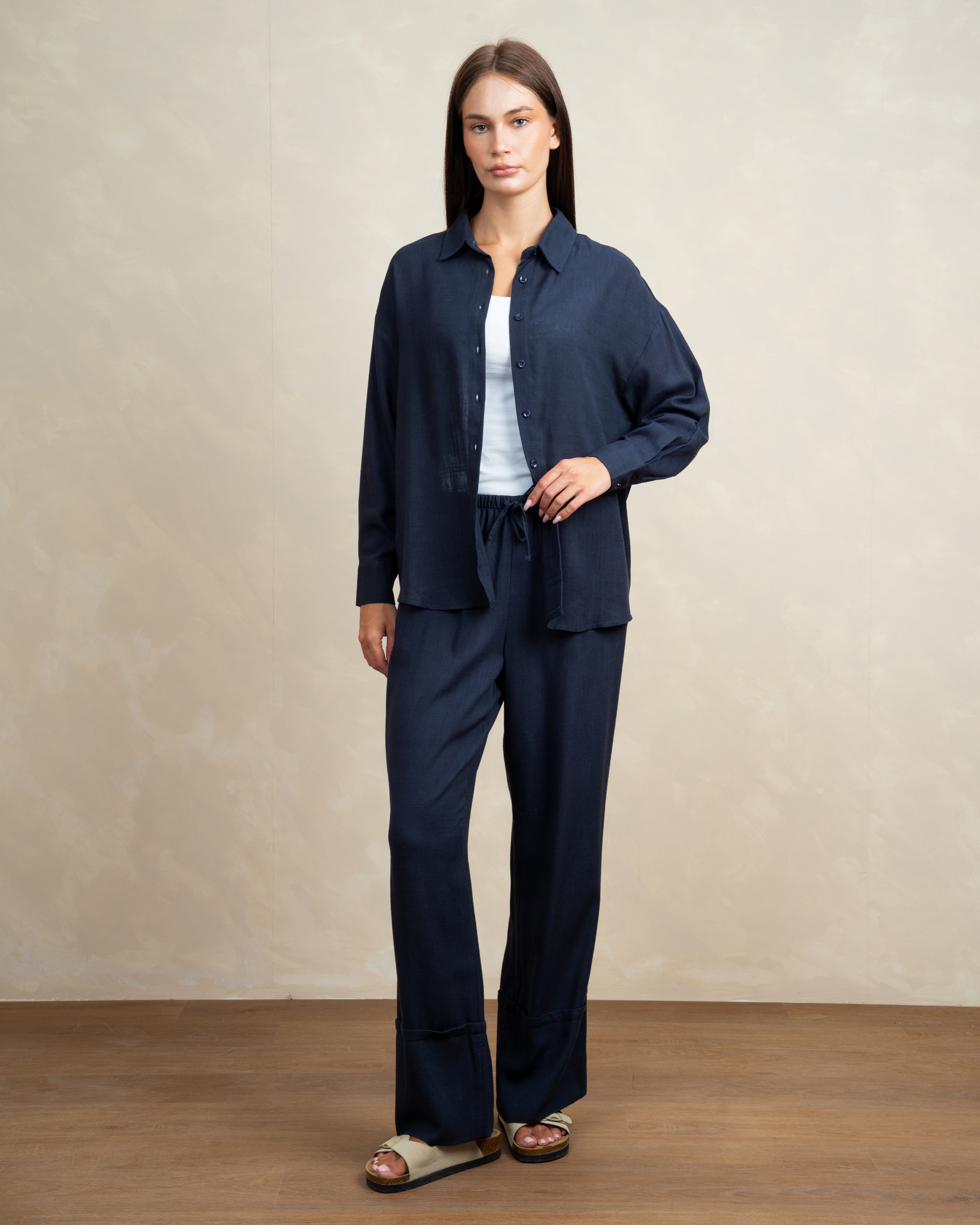 Plain Linen Shirt With Colored Buttons