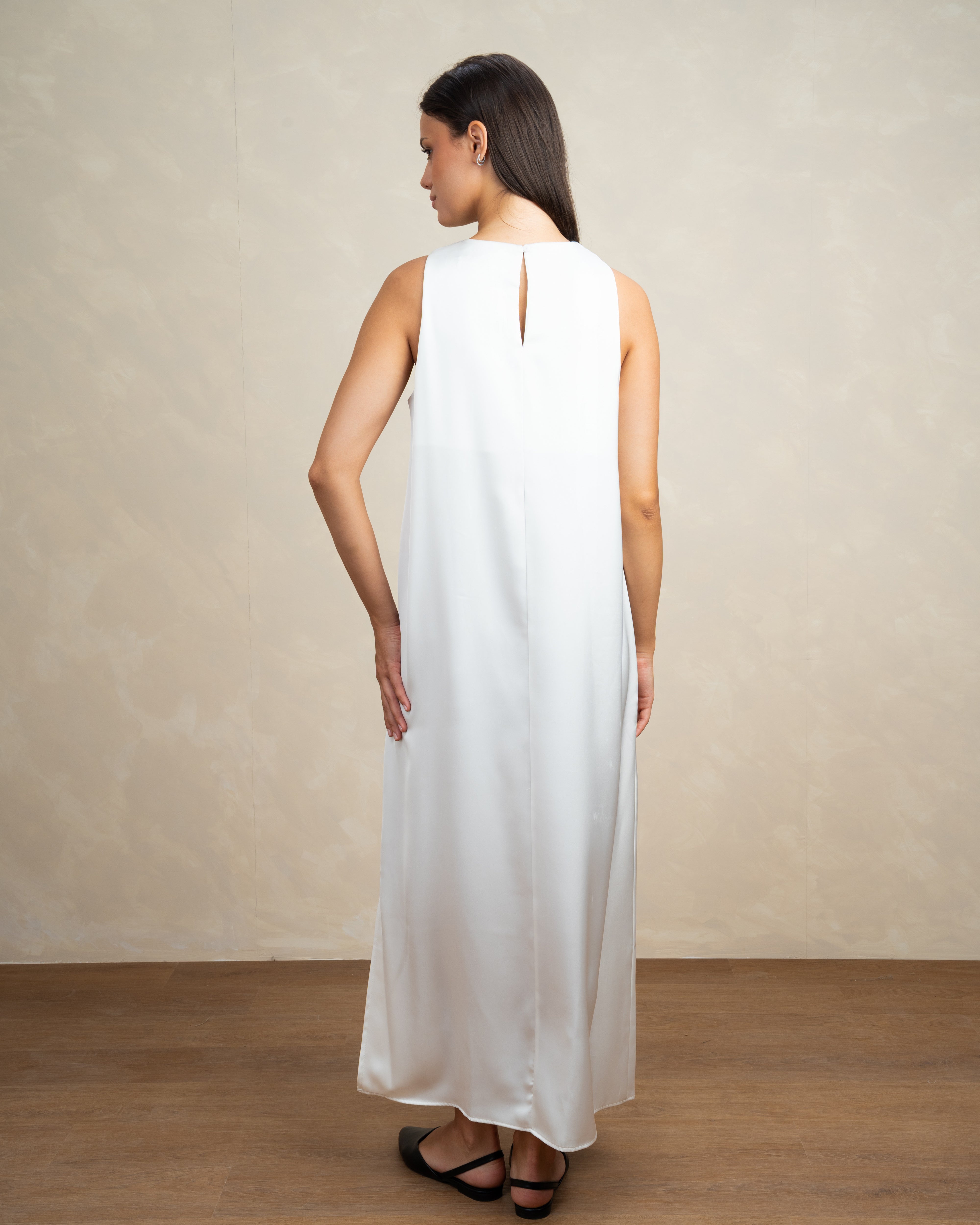 Plain Sleeveless Dress In Different Colors