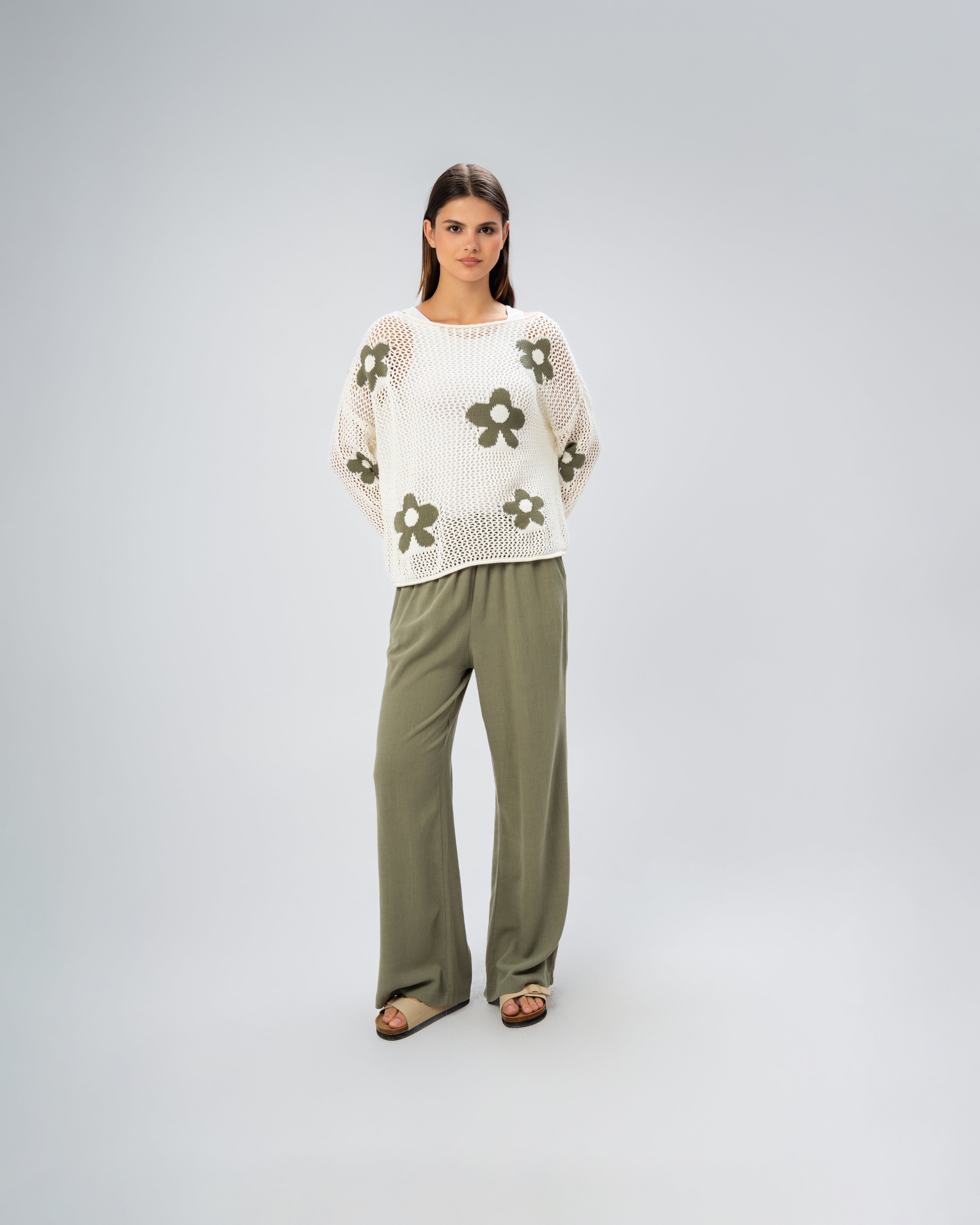 Knitwear Pullover With - Floral Chest Detail