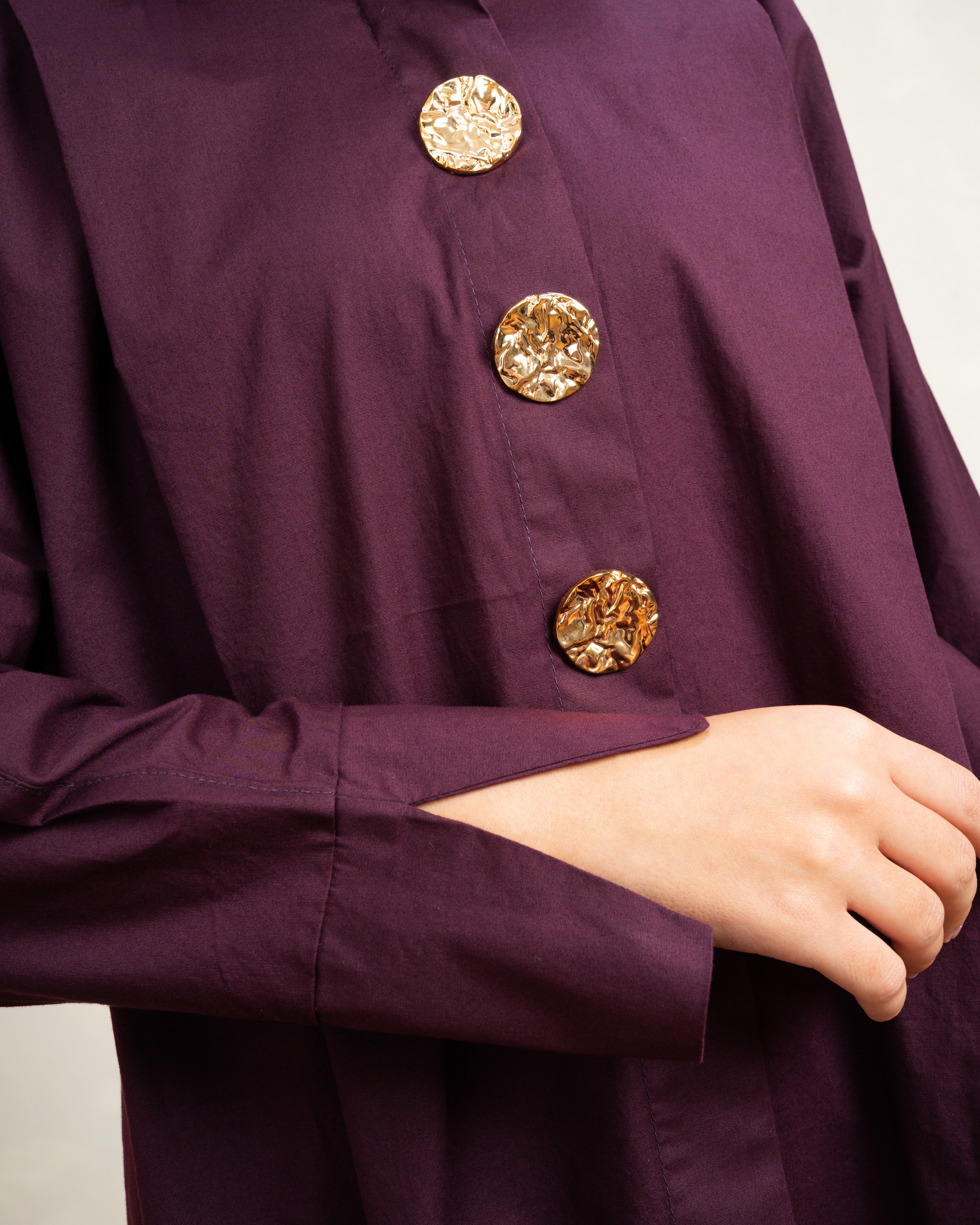 Plain Poplin Shirt With Gold Buttons