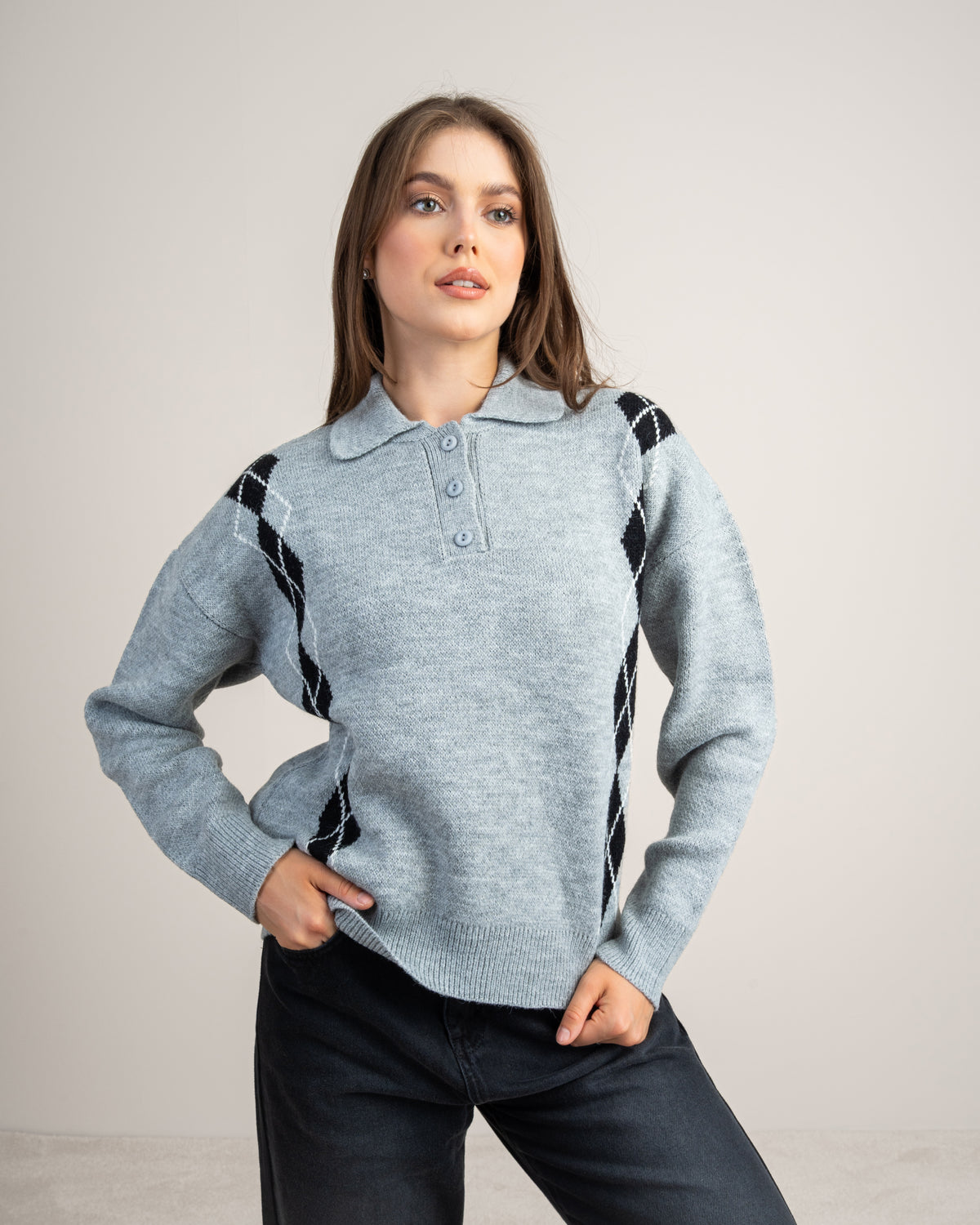 Knitwear Pullover - With Side Embroidery